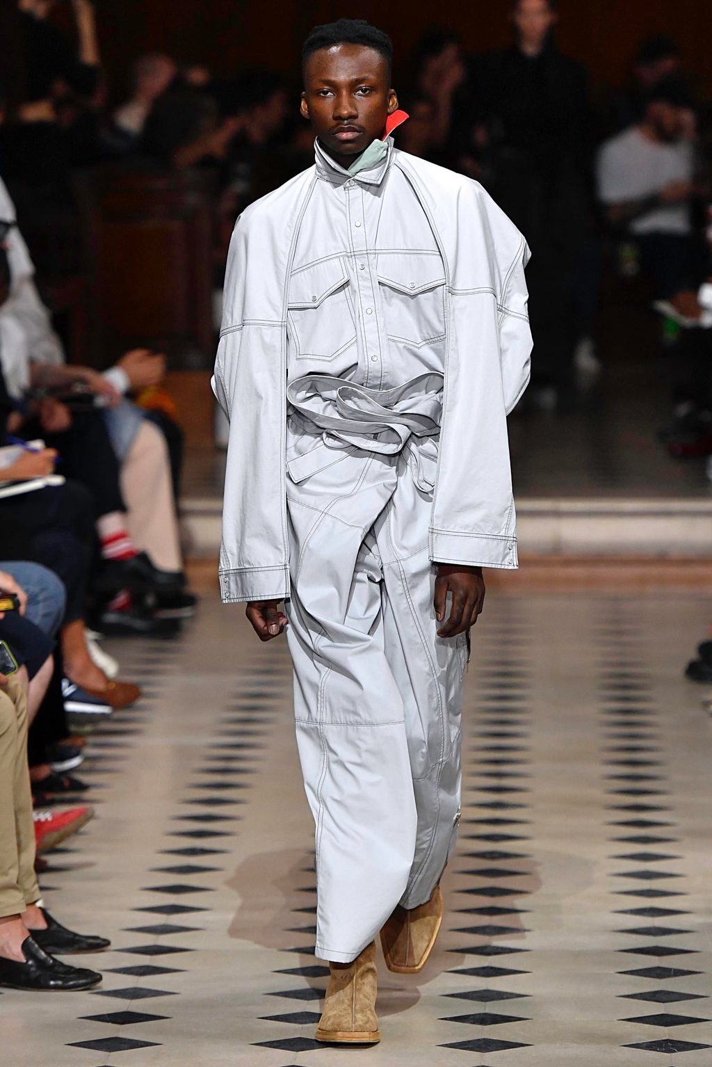 Fashion Week Paris Spring/Summer 2020 look 50 from the Y/PROJECT collection 男装
