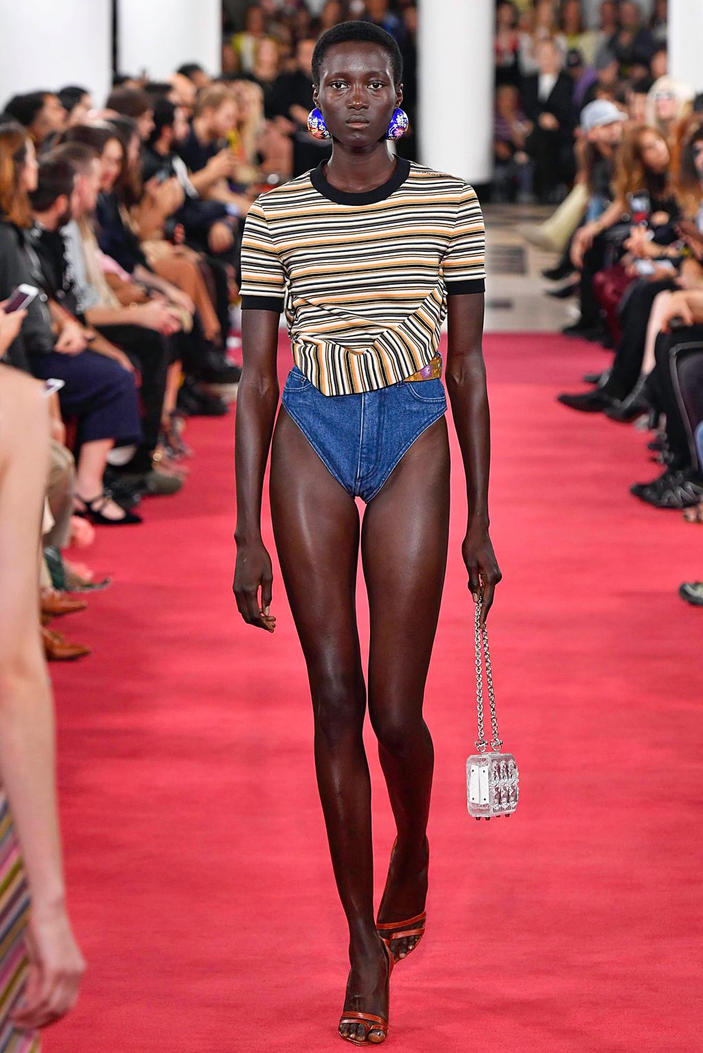 Fashion Week Paris Spring/Summer 2019 look 2 de la collection Y/PROJECT womenswear