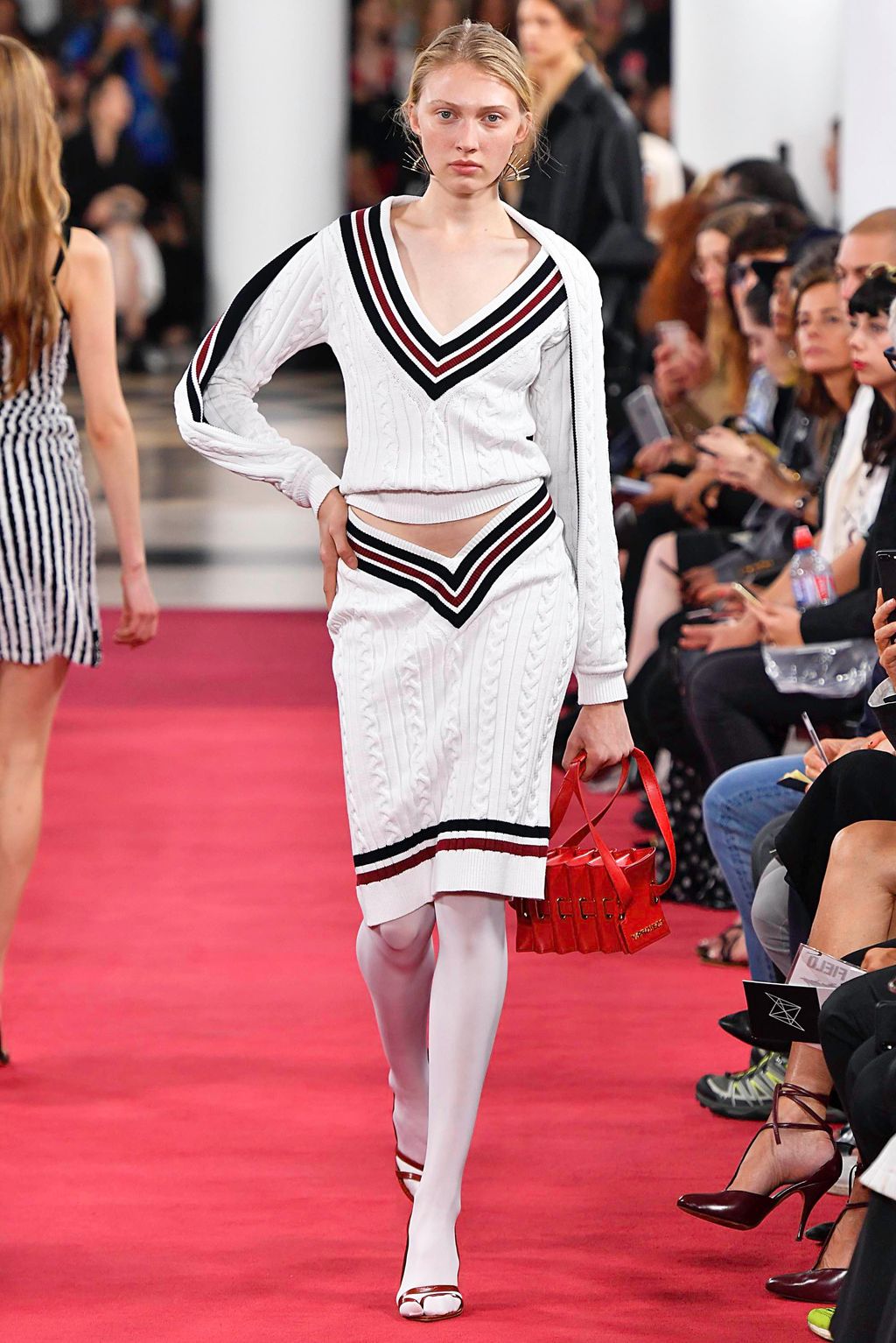 Fashion Week Paris Spring/Summer 2019 look 33 from the Y/PROJECT collection womenswear