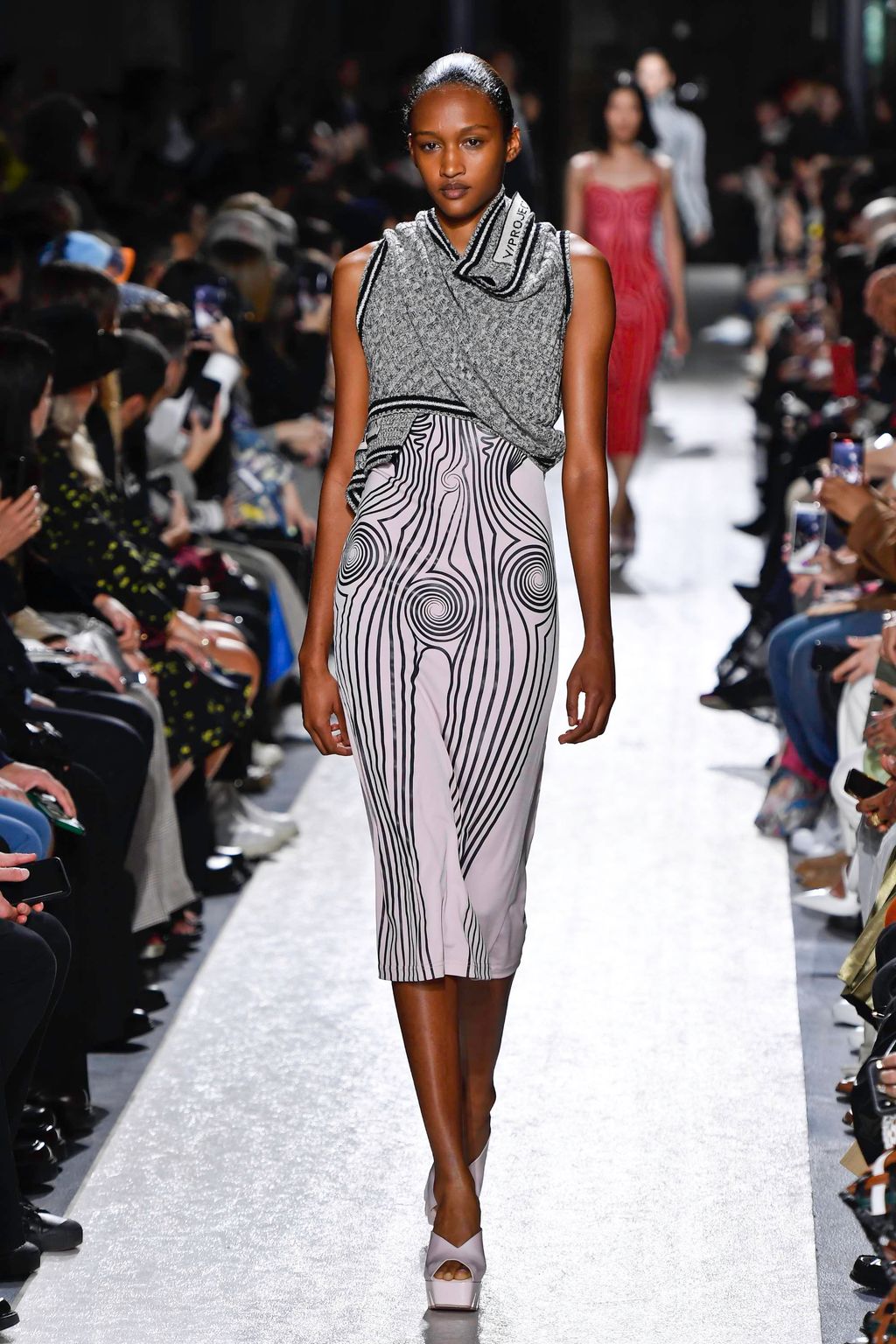 Fashion Week Paris Spring/Summer 2020 look 17 de la collection Y/PROJECT womenswear