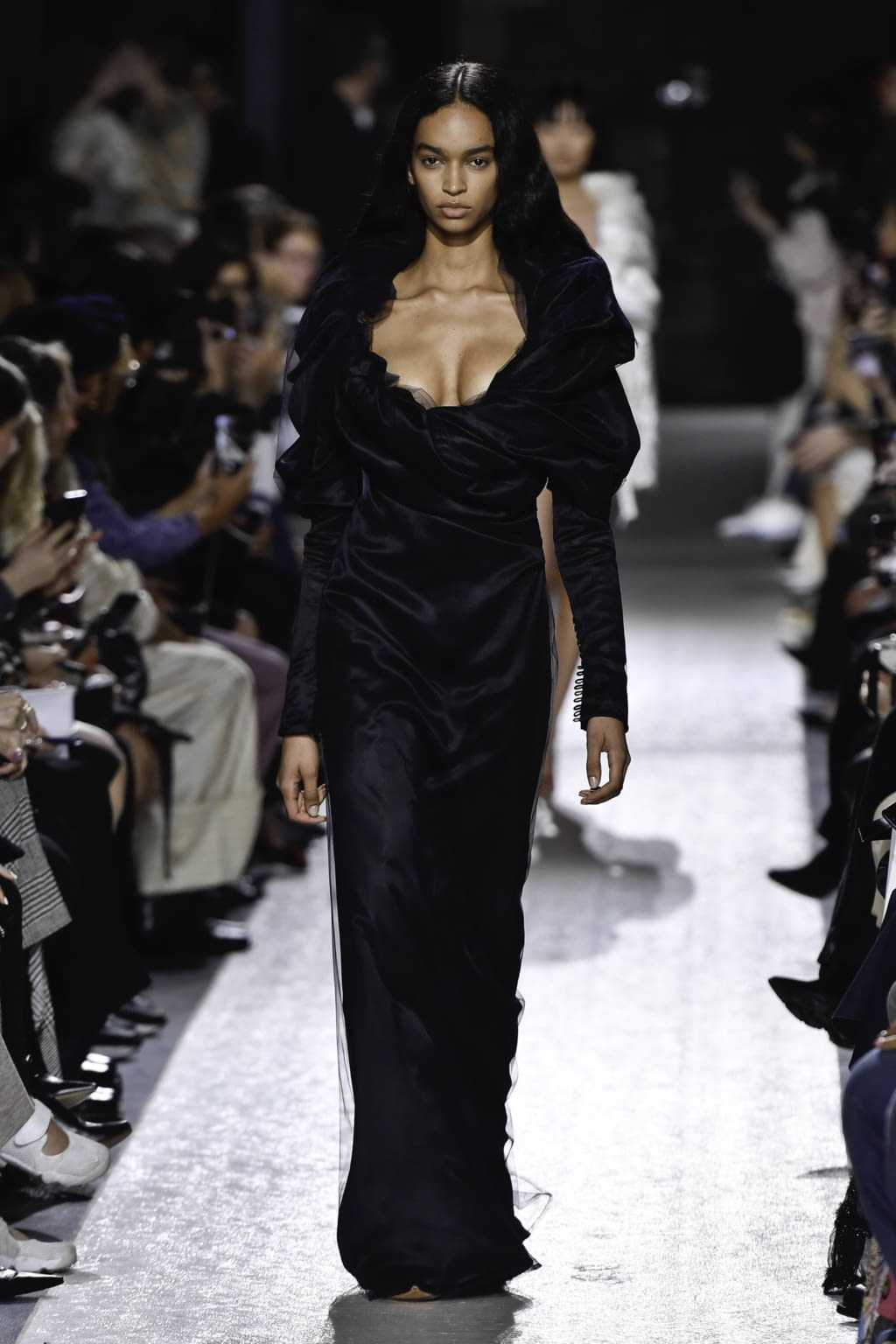Fashion Week Paris Spring/Summer 2020 look 34 from the Y/PROJECT collection 女装