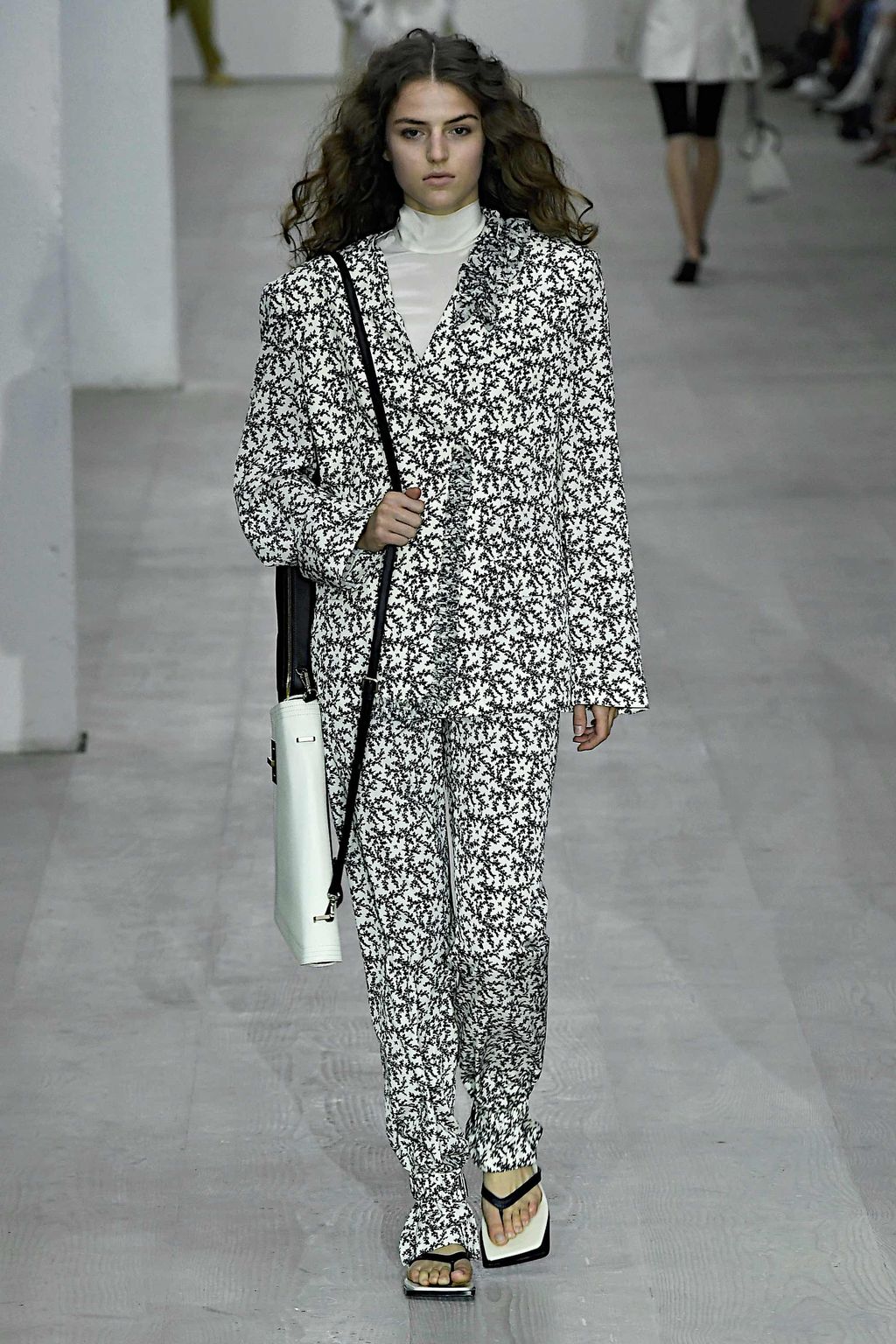 Fashion Week London Spring/Summer 2020 look 4 from the YCH collection womenswear