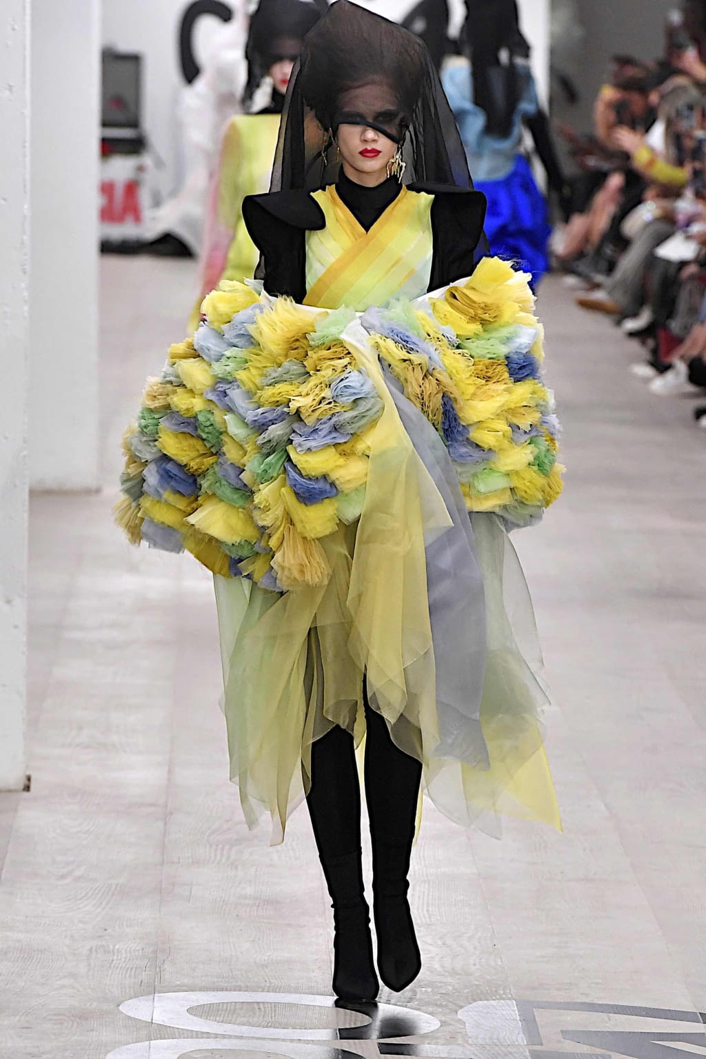 Fashion Week London Spring/Summer 2020 look 50 de la collection On:Off womenswear