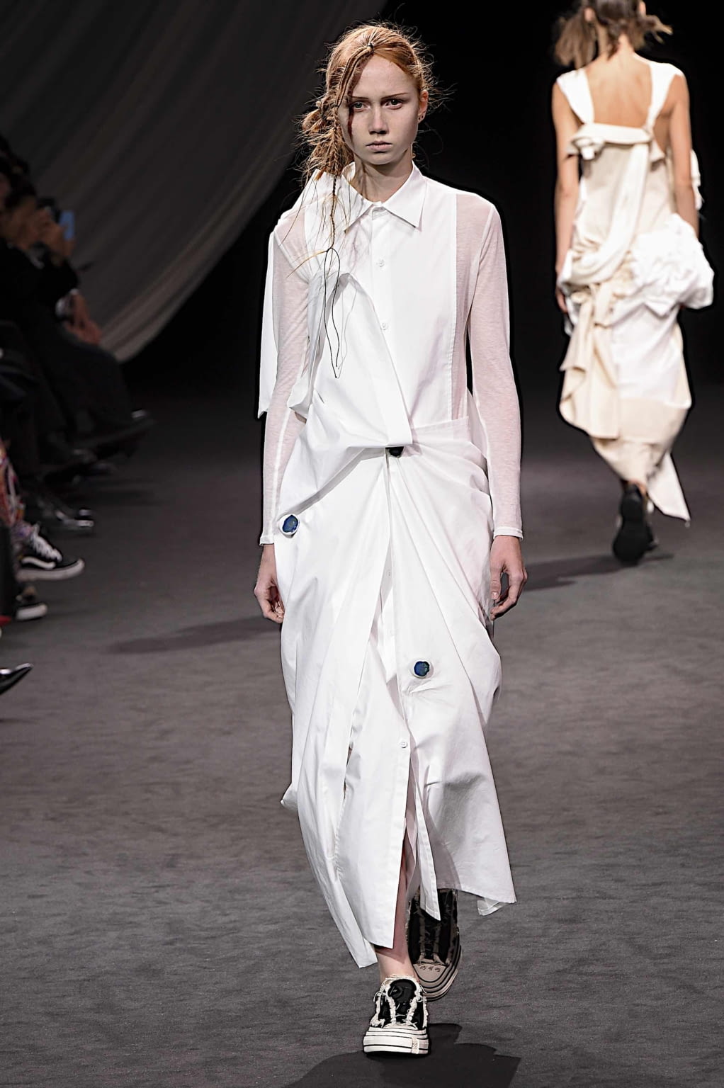 Fashion Week Paris Spring/Summer 2020 look 20 from the Yohji Yamamoto collection 女装