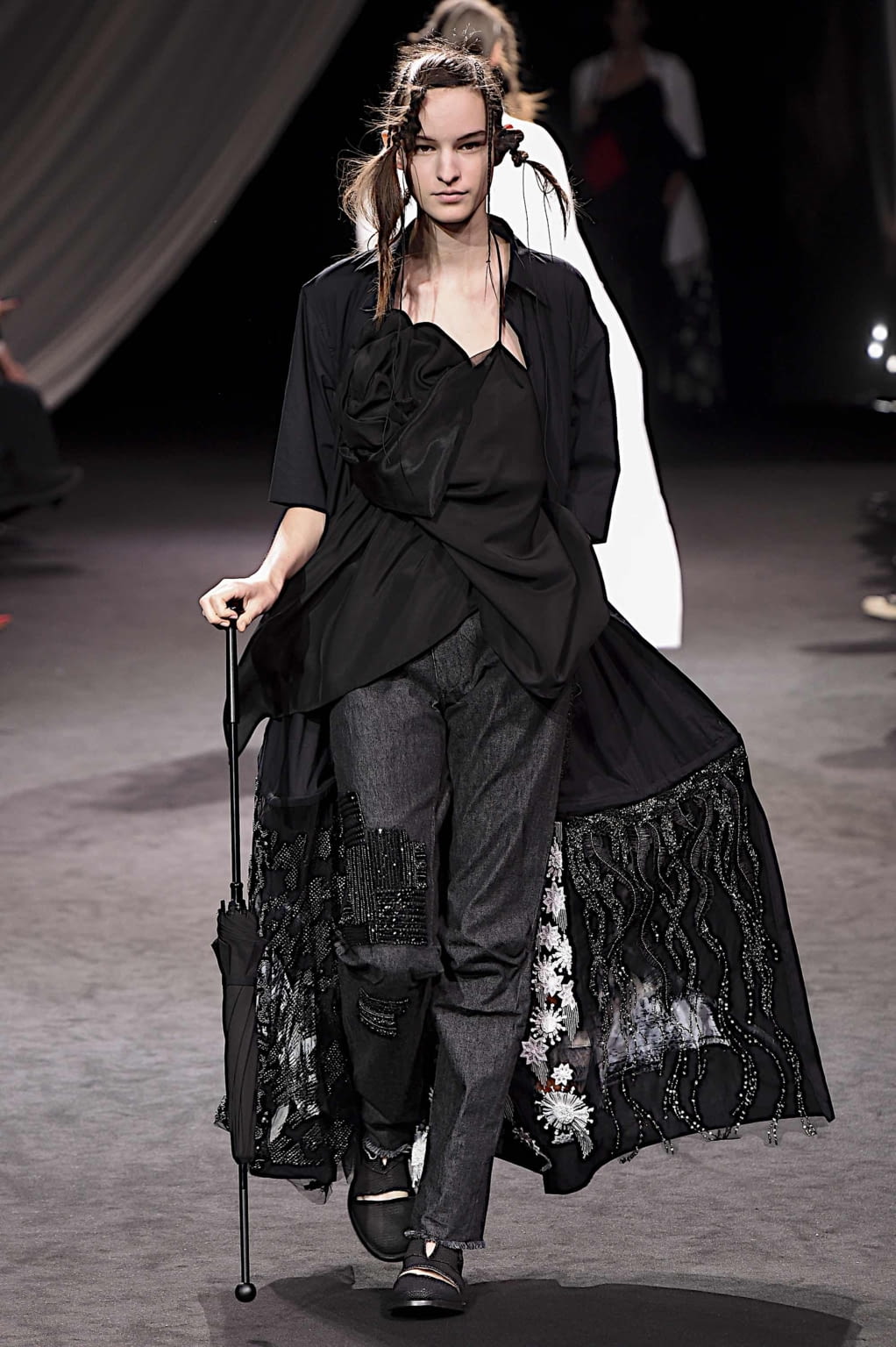 Fashion Week Paris Spring/Summer 2020 look 41 de la collection Yohji Yamamoto womenswear