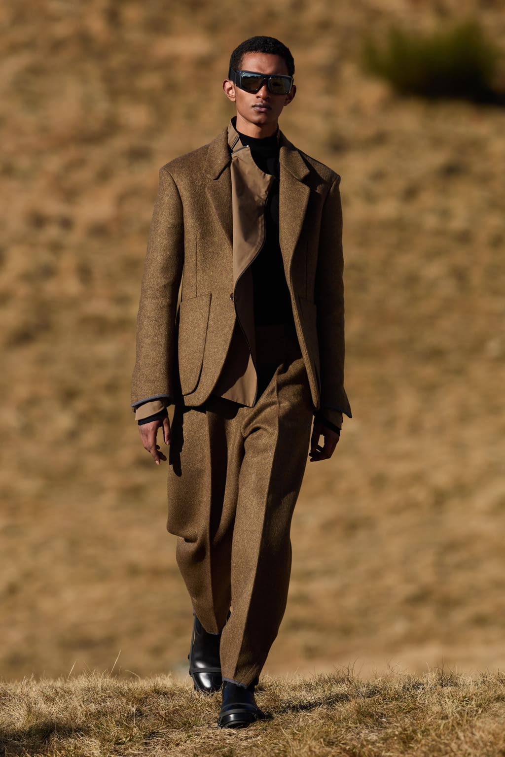 Fashion Week Milan Fall/Winter 2022 look 16 from the ZEGNA collection menswear