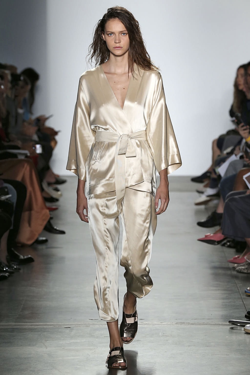 Fashion Week New York Spring/Summer 2019 look 28 from the Zero + Maria Cornejo collection 女装