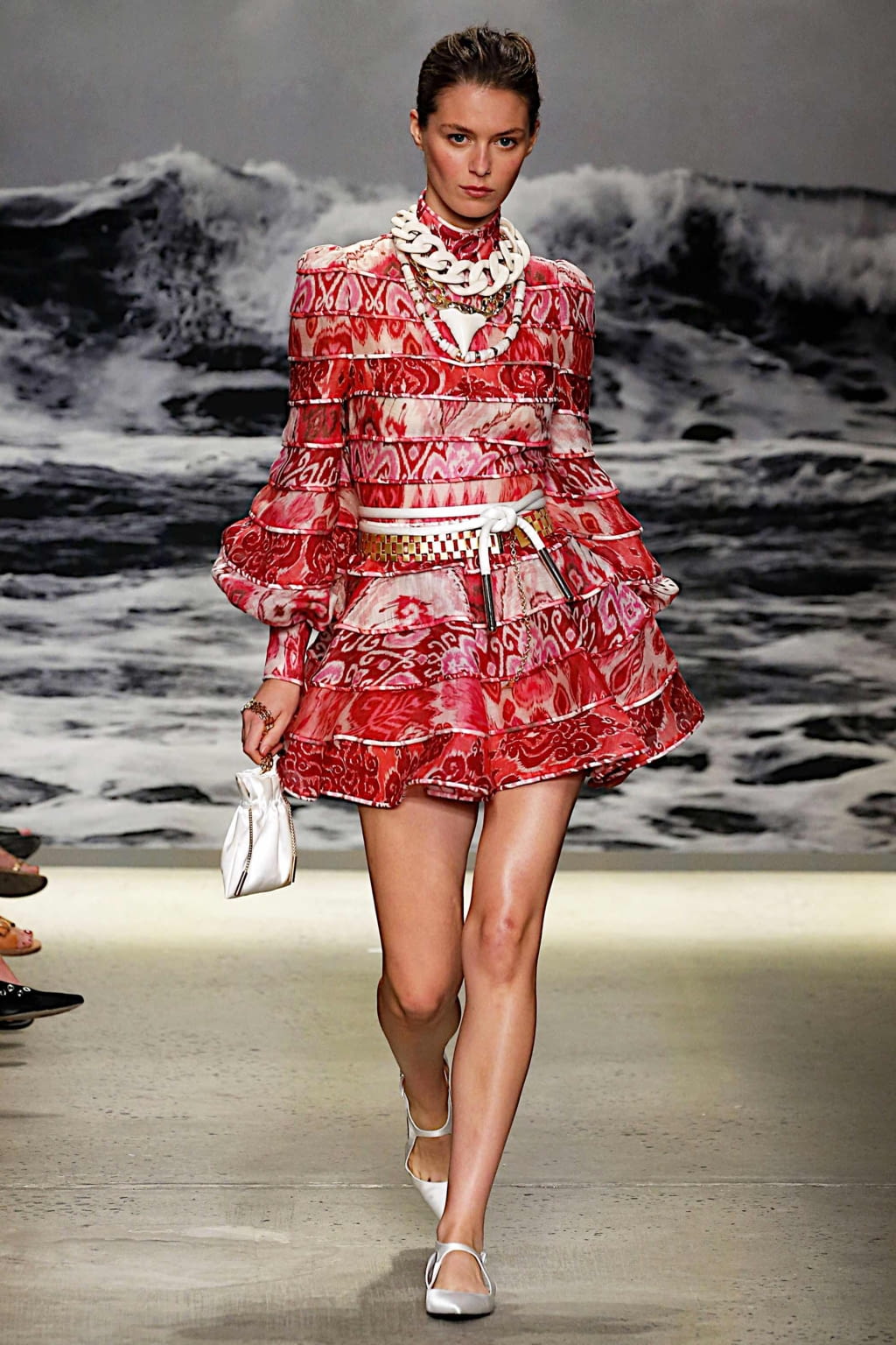 Fashion Week New York Spring/Summer 2020 look 15 from the Zimmermann collection 女装