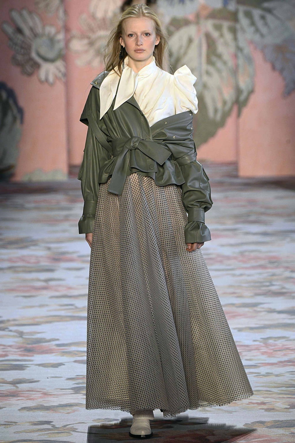Fashion Week New York Fall/Winter 2018 look 7 from the Zimmermann collection womenswear