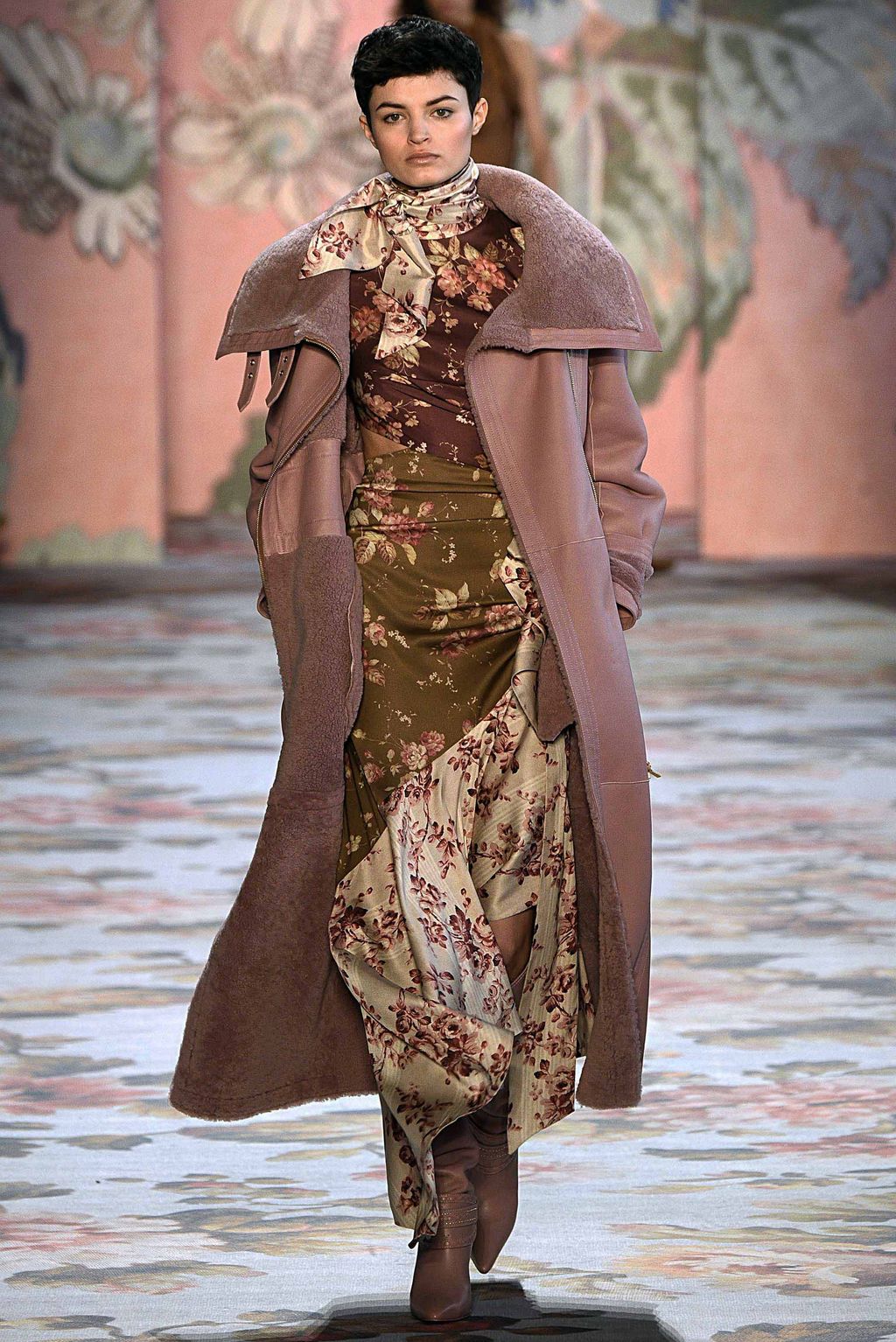 Fashion Week New York Fall/Winter 2018 look 20 from the Zimmermann collection womenswear
