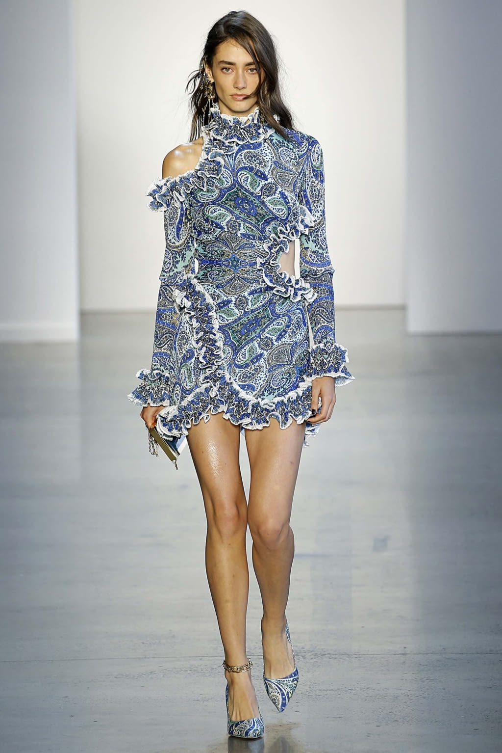 Fashion Week New York Spring/Summer 2019 look 13 from the Zimmermann collection 女装