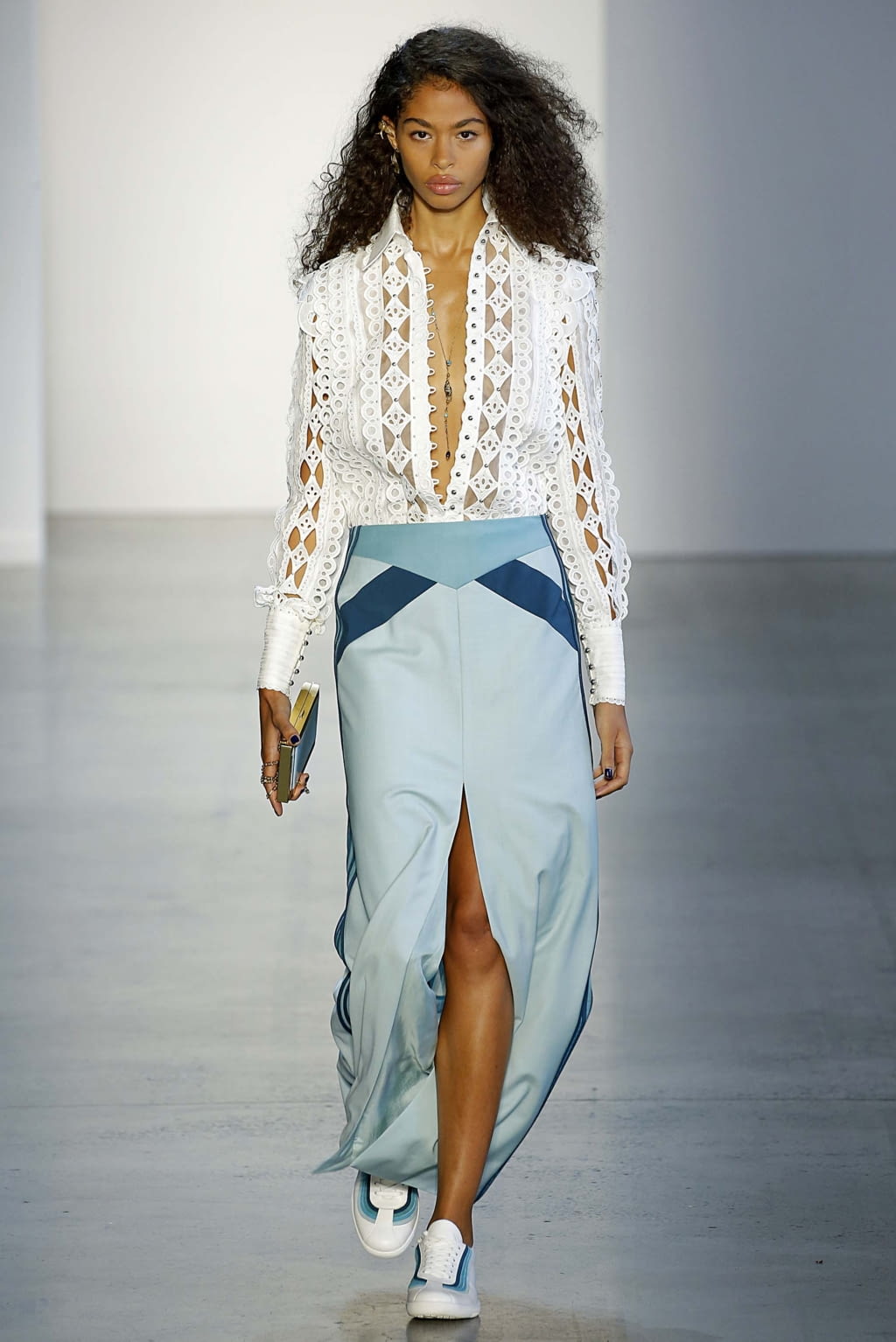 Fashion Week New York Spring/Summer 2019 look 18 from the Zimmermann collection 女装