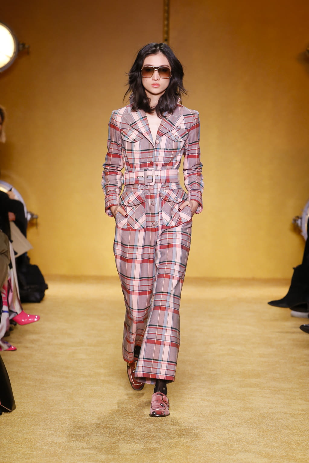 Fashion Week New York Fall/Winter 2020 look 10 from the Zimmermann collection 女装