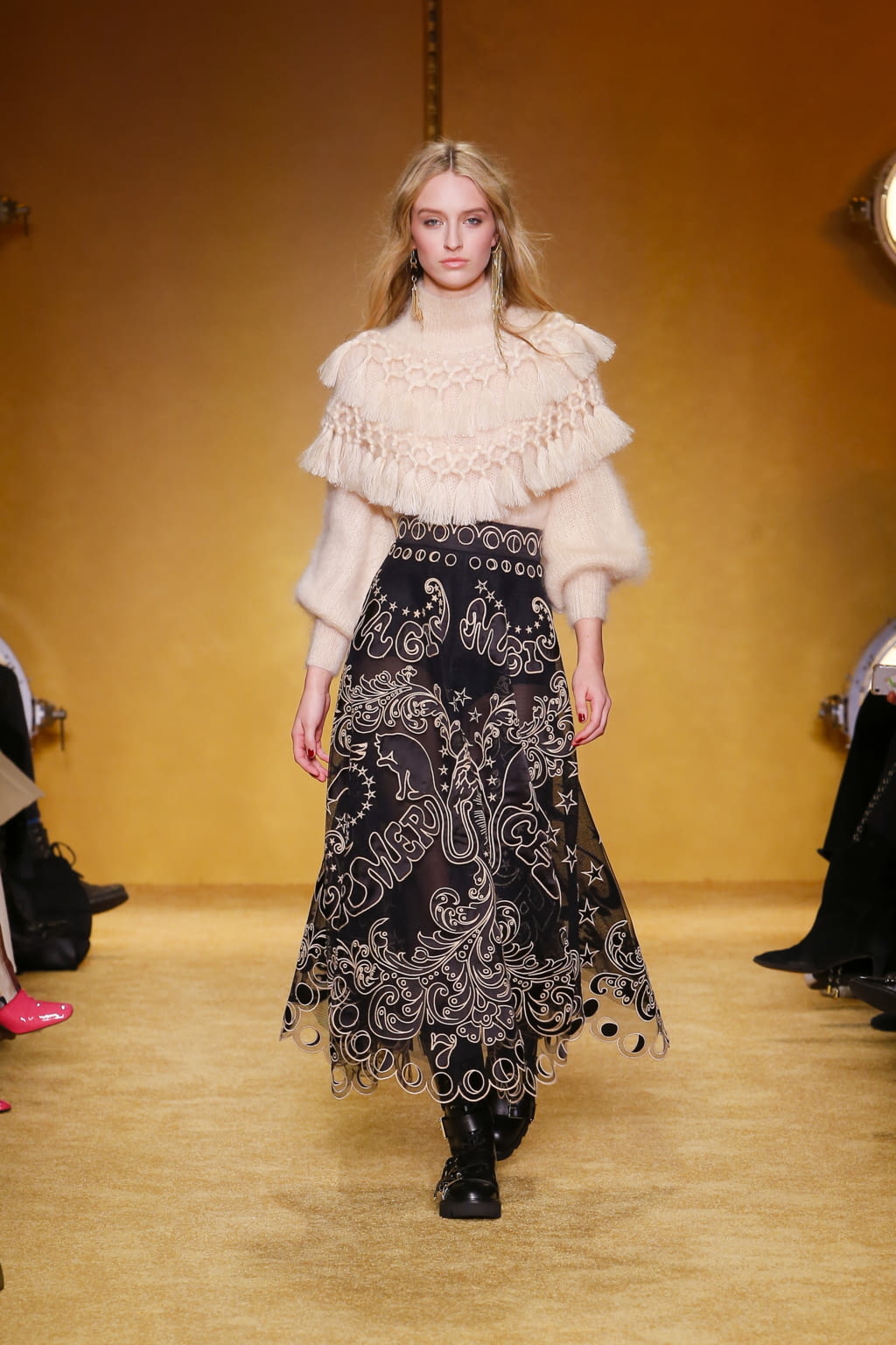 Fashion Week New York Fall/Winter 2020 look 34 from the Zimmermann collection 女装