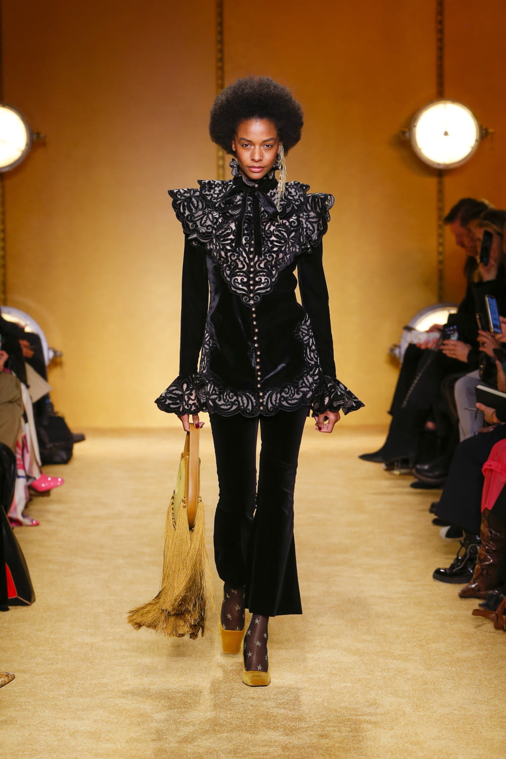 Fashion Week New York Fall/Winter 2020 look 38 de la collection Zimmermann womenswear