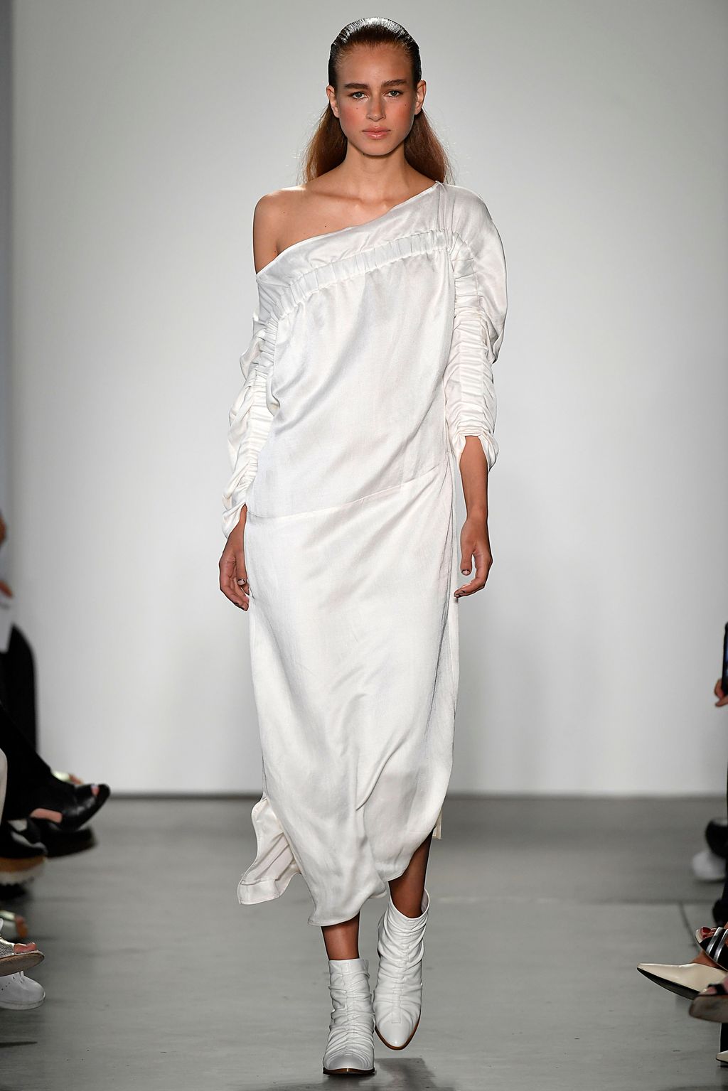 Fashion Week New York Spring/Summer 2018 look 7 from the Zero + Maria Cornejo collection 女装