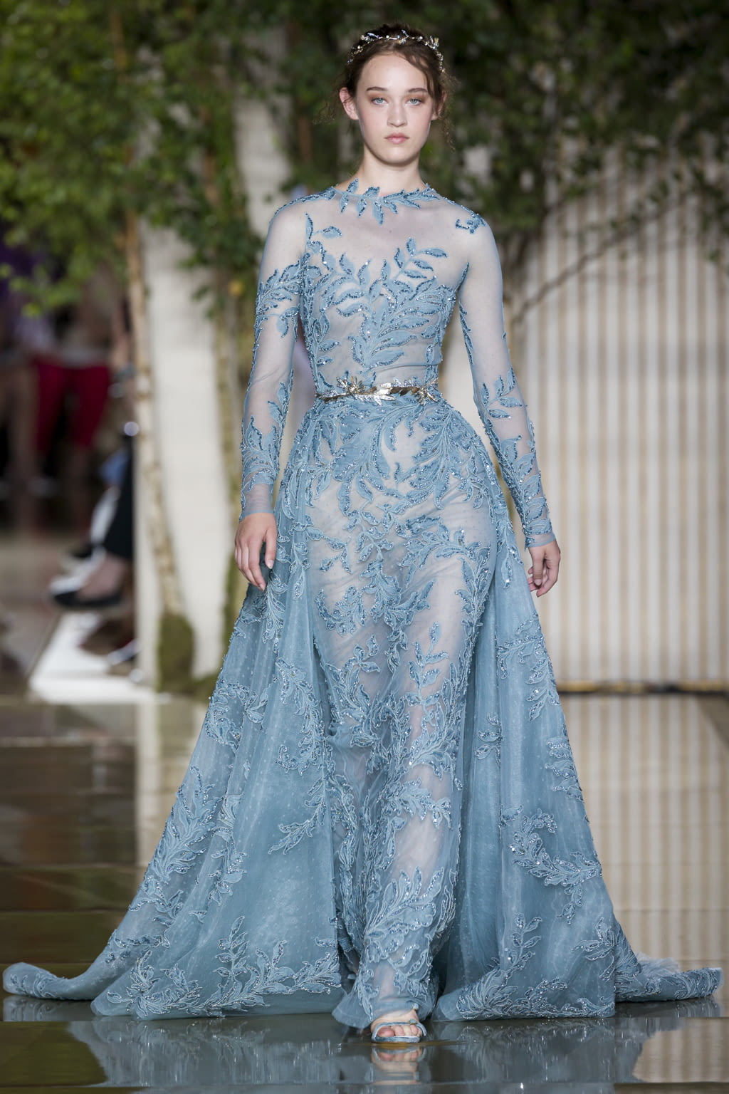 Fashion Week Paris Fall/Winter 2017 look 18 from the Zuhair Murad collection couture