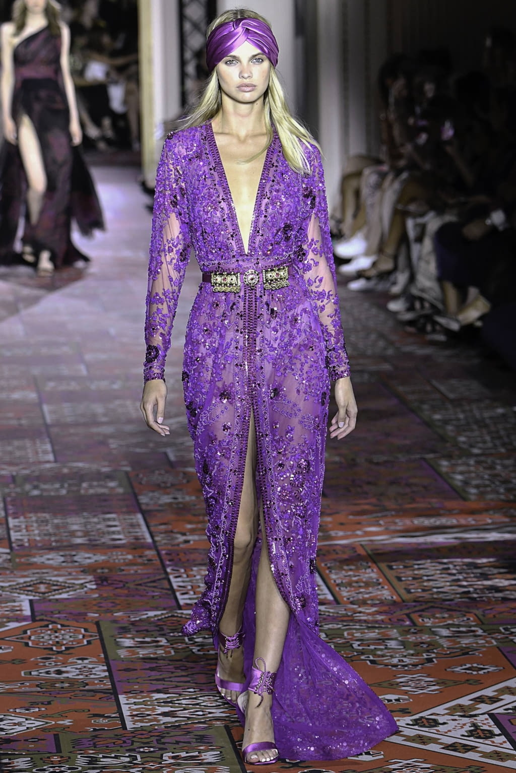 Fashion Week Paris Fall/Winter 2019 look 25 from the Zuhair Murad collection couture