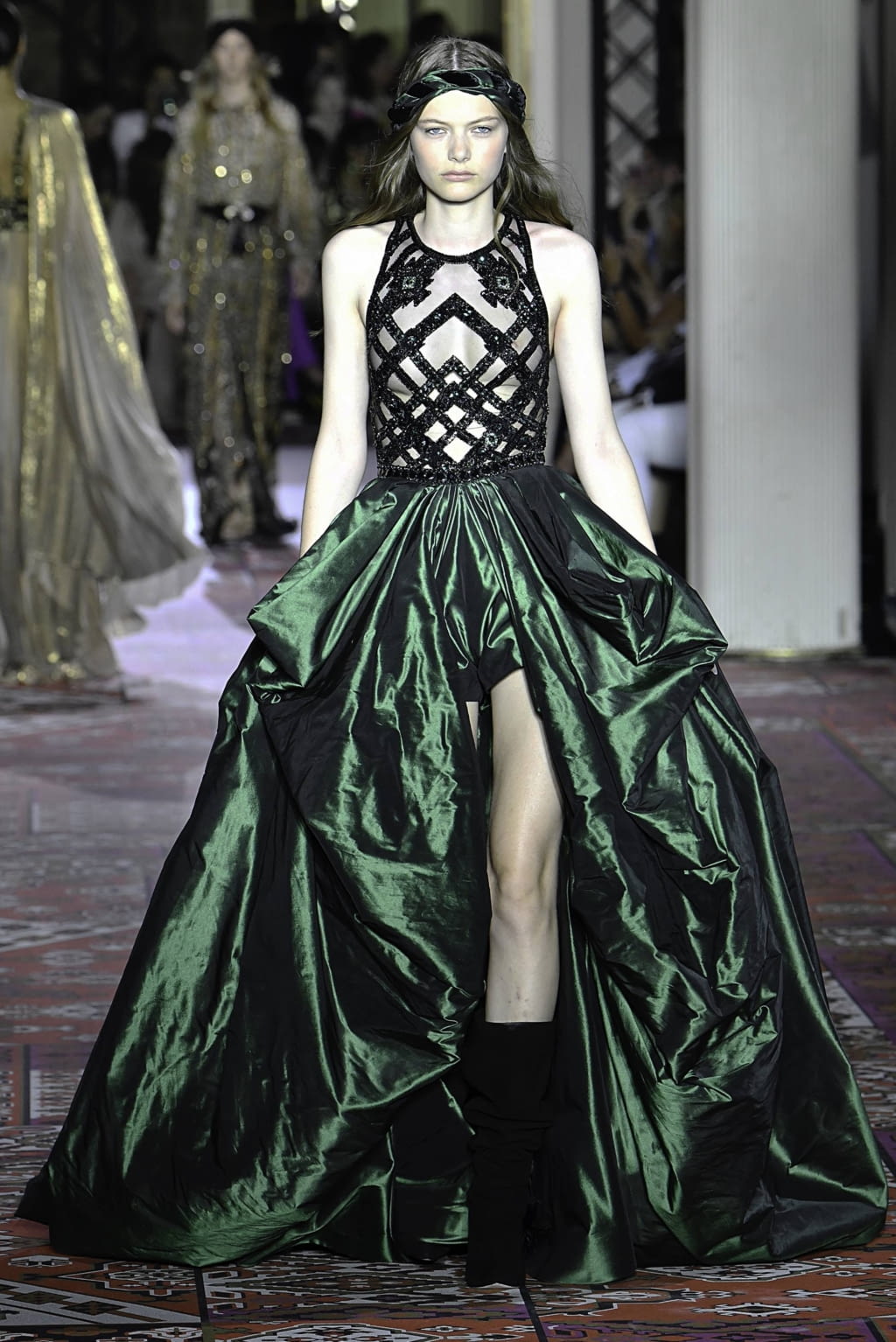 Fashion Week Paris Fall/Winter 2019 look 32 from the Zuhair Murad collection couture