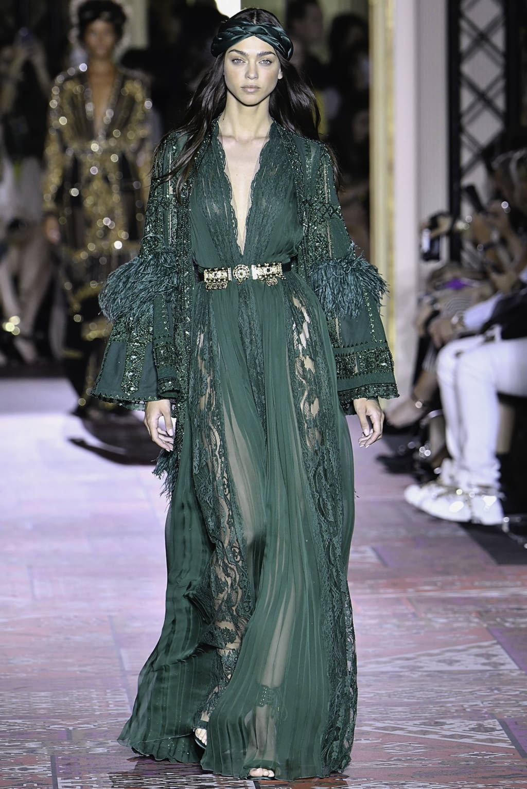 Fashion Week Paris Fall/Winter 2019 look 36 from the Zuhair Murad collection 高级定制