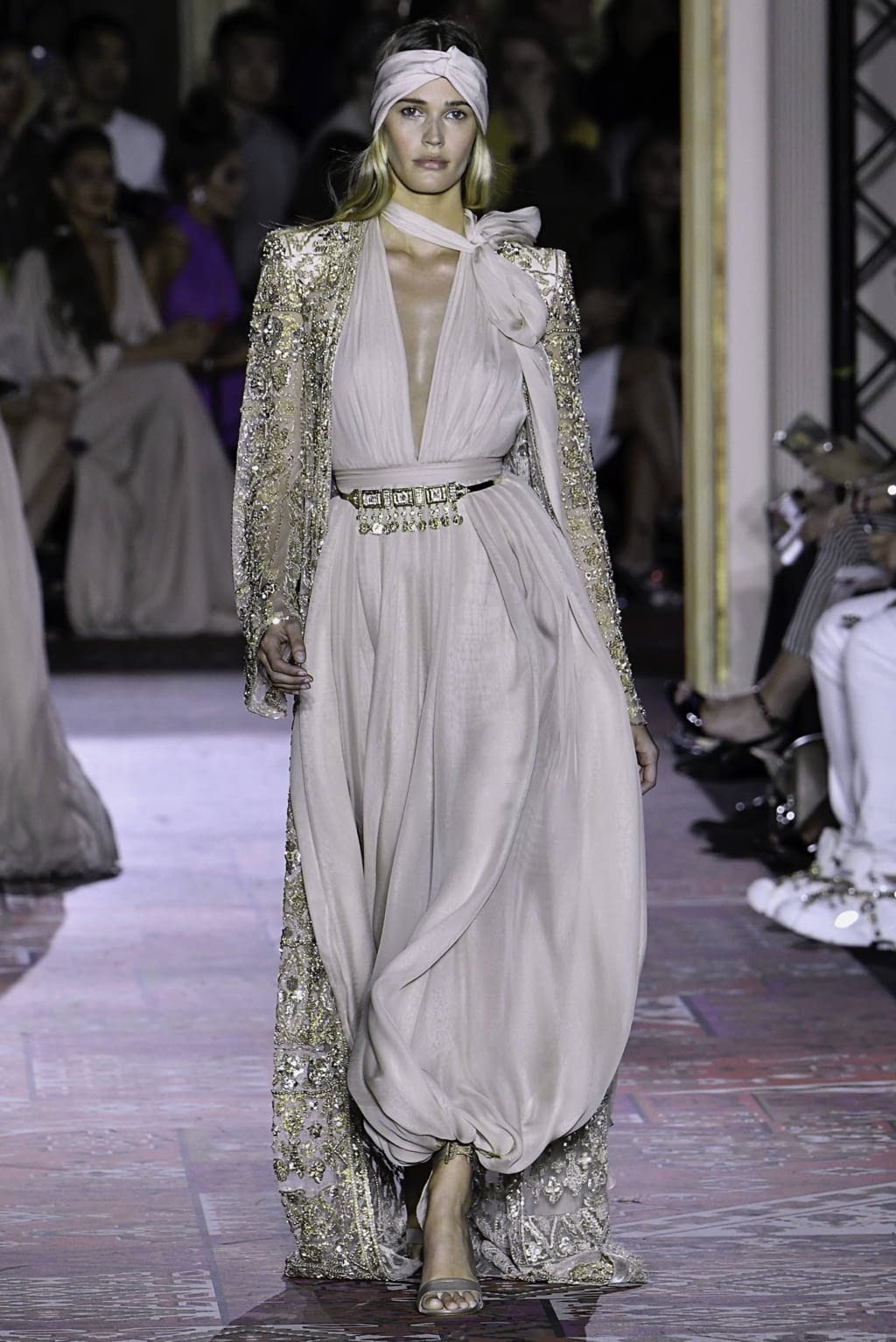 Fashion Week Paris Fall/Winter 2019 look 50 from the Zuhair Murad collection couture