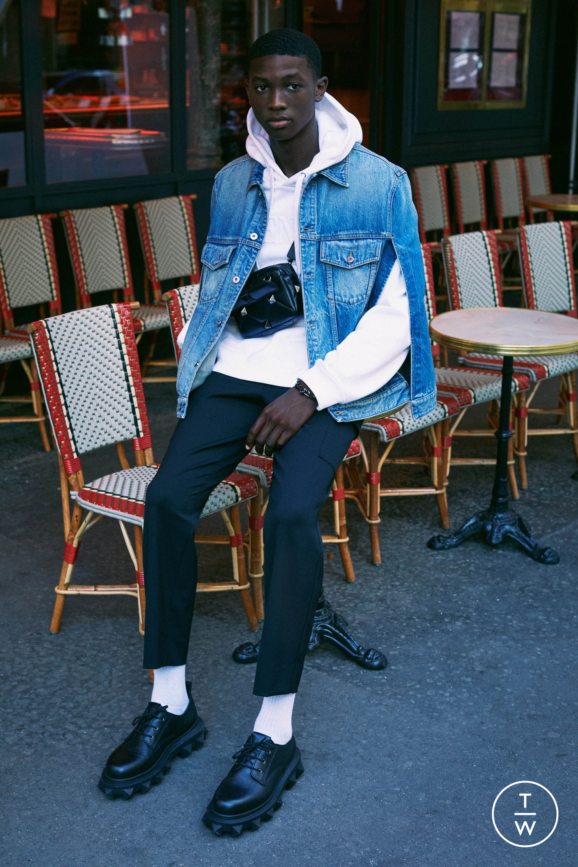 Valentino RS22 womenswear #48 - Tagwalk: The Fashion Search Engine