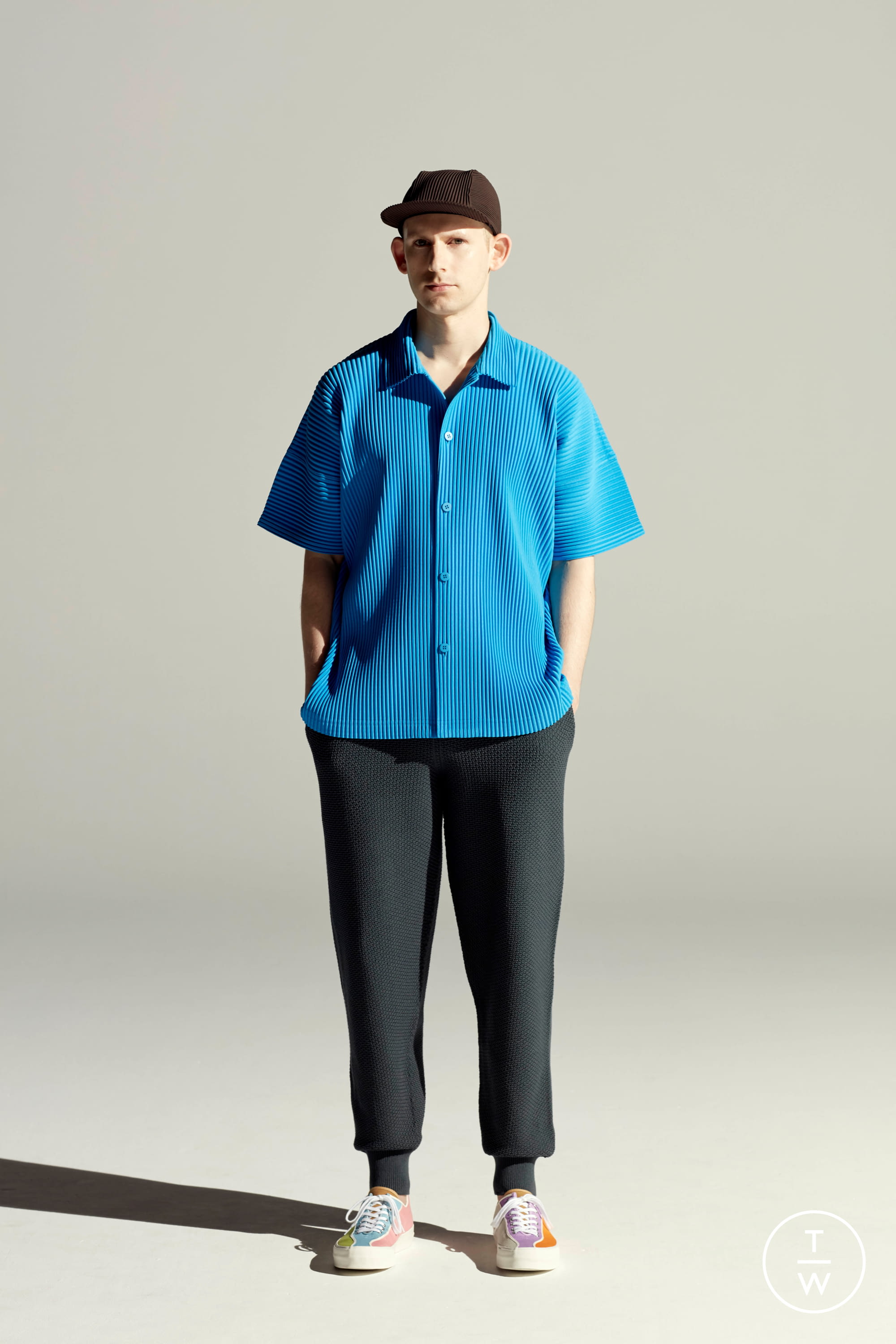 HOMME PLISSÉ ISSEY MIYAKE SS22 menswear #13 - Tagwalk: The Fashion