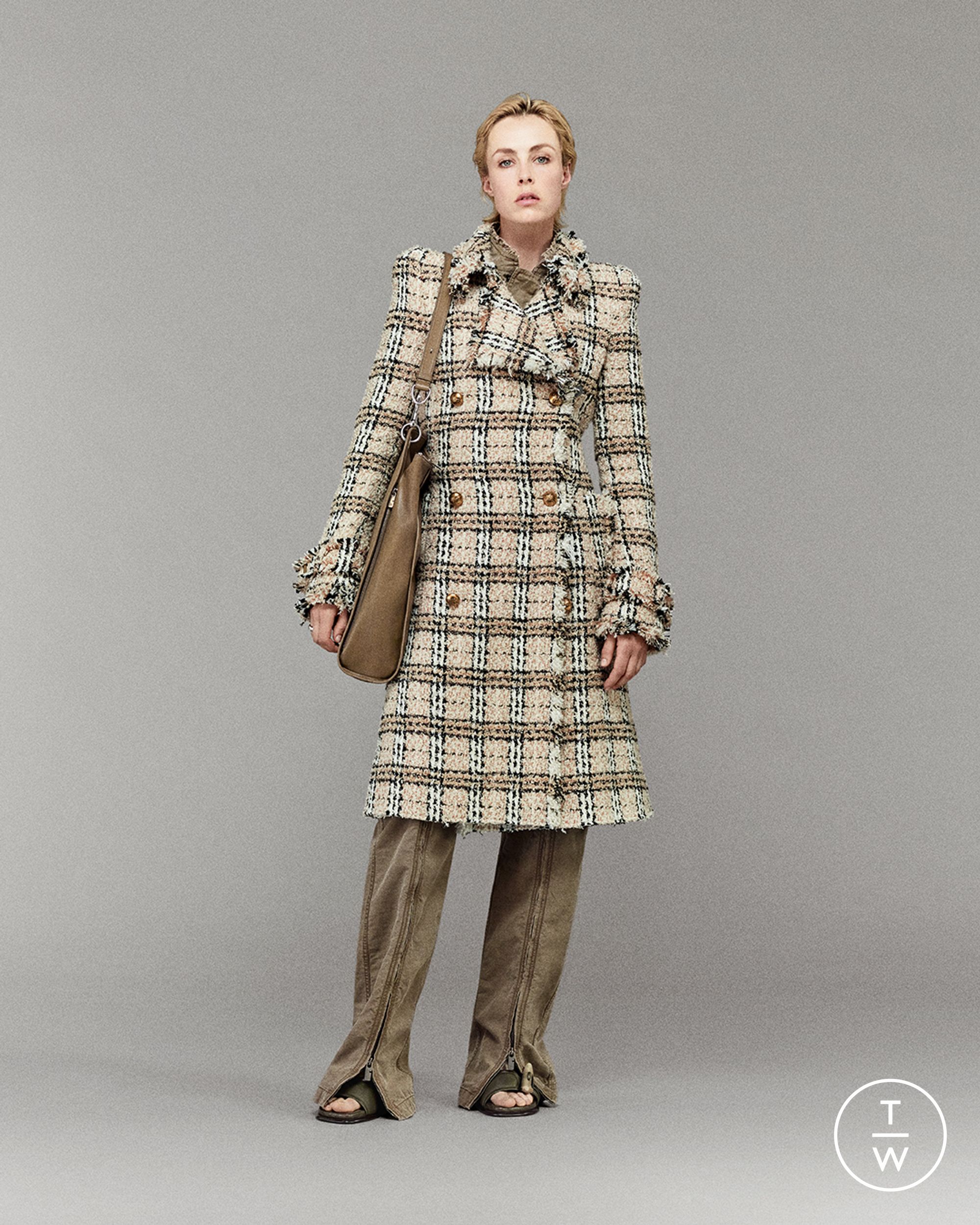 Burberry RS25 womenswear #39 - Tagwalk: The Fashion Search Engine