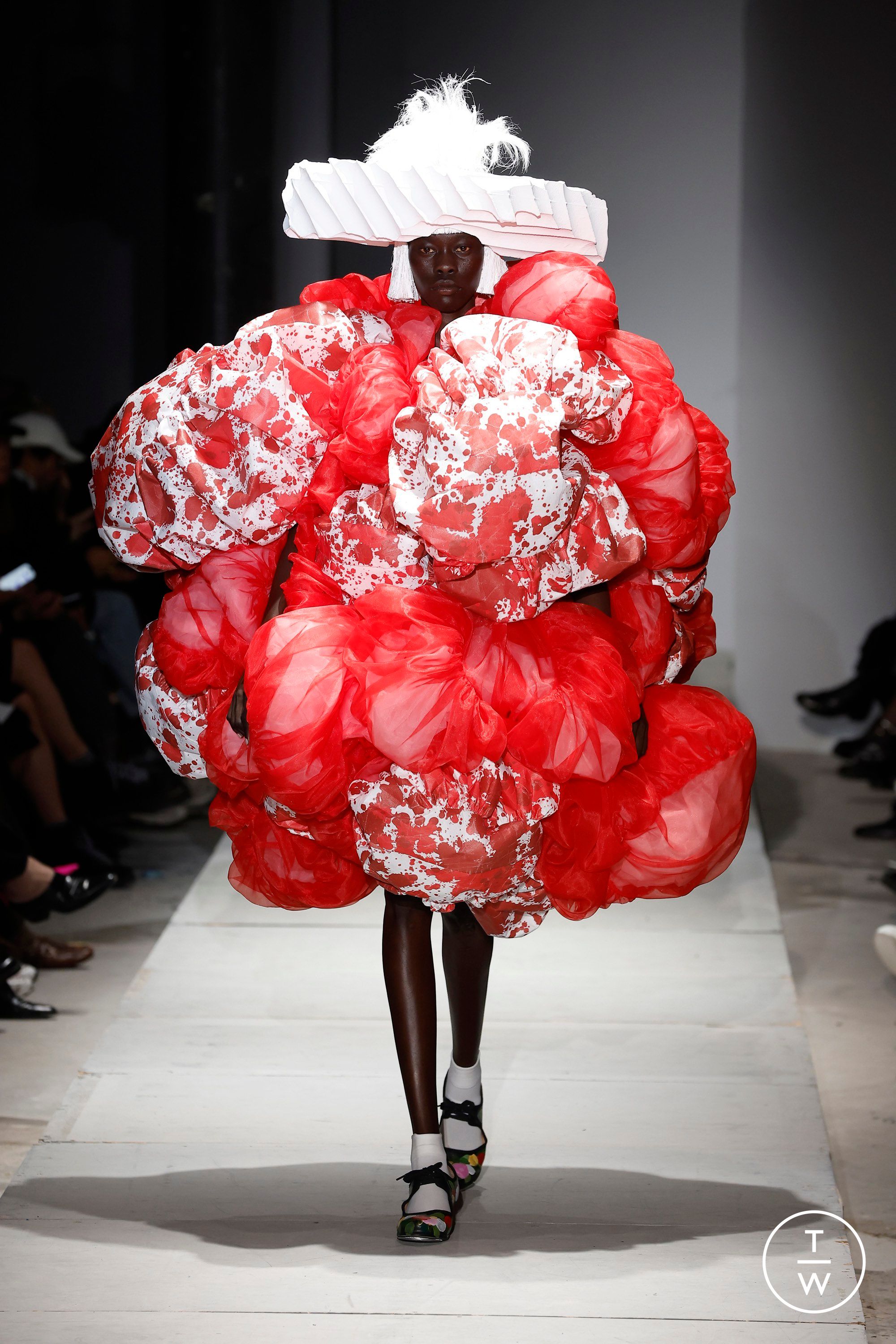 美品 AD2018 COMME des GARCONS 装飾 トップスM - メルカリ