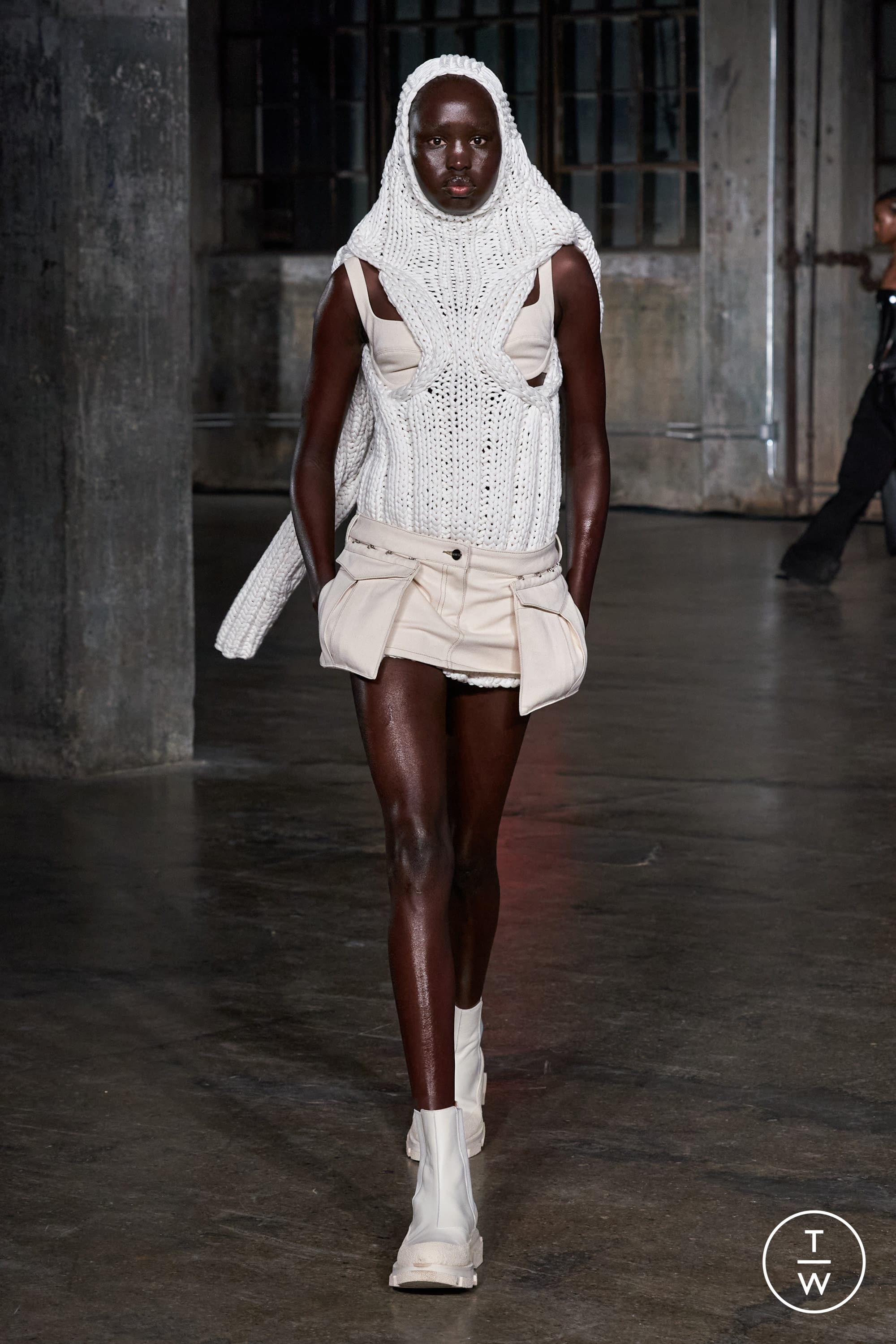 Dion Lee FW22 womenswear #20 - The Fashion Search Engine - TAGWALK