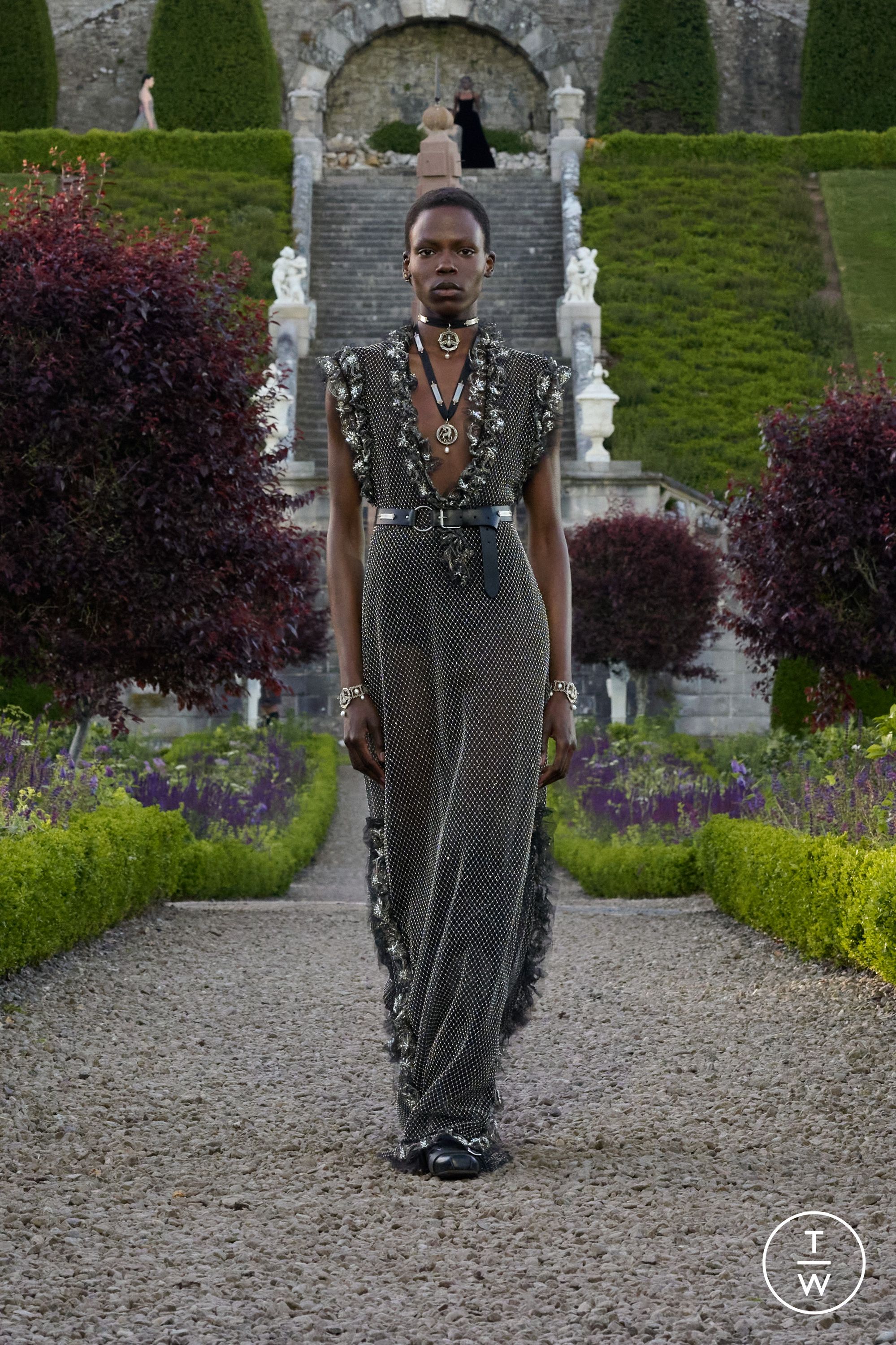Dior ミッザァ 2025 diorcruise25look69-1222f76e.jpg