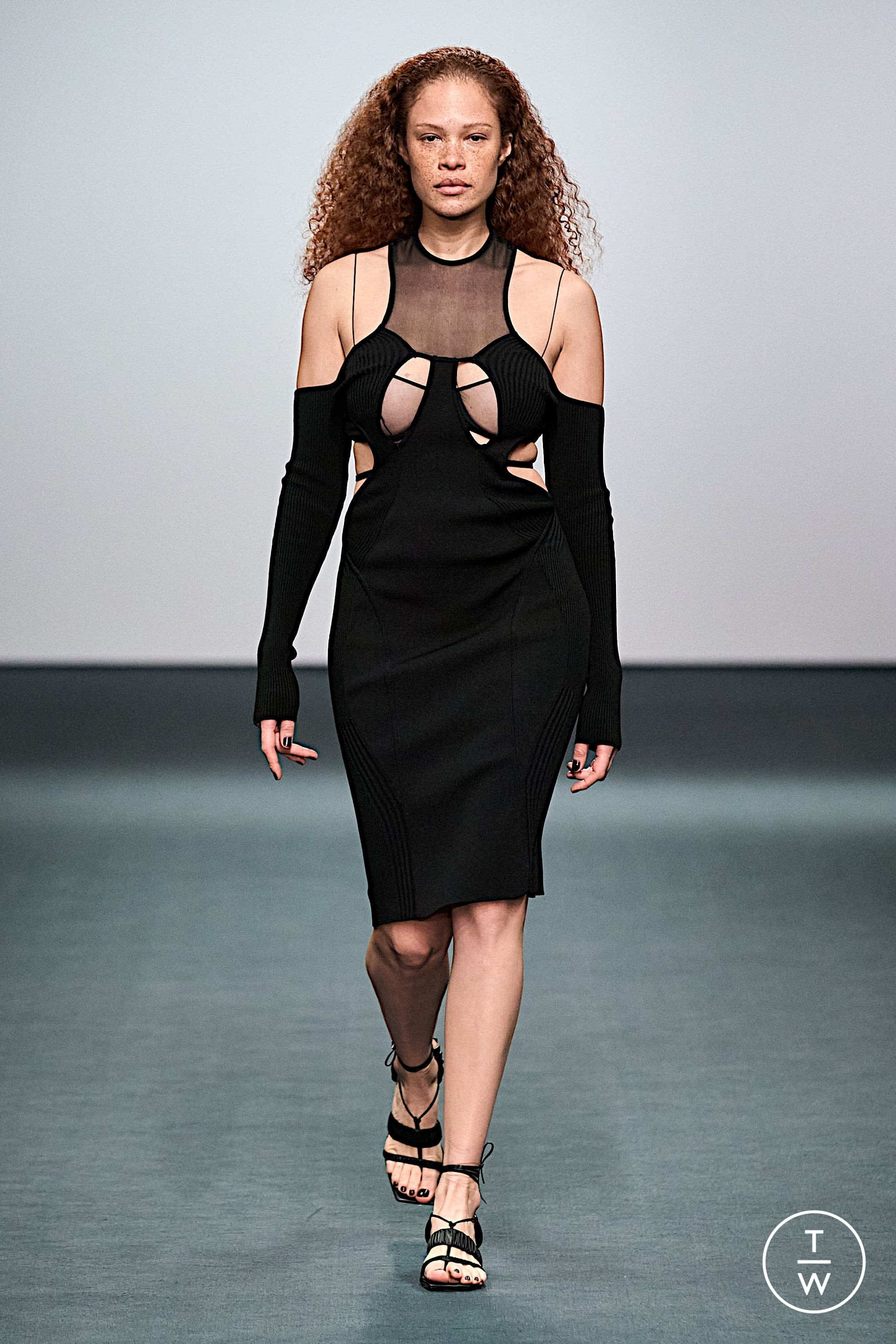 Ludovic de Saint Sernin FW22 womenswear #21 - Tagwalk: The Fashion