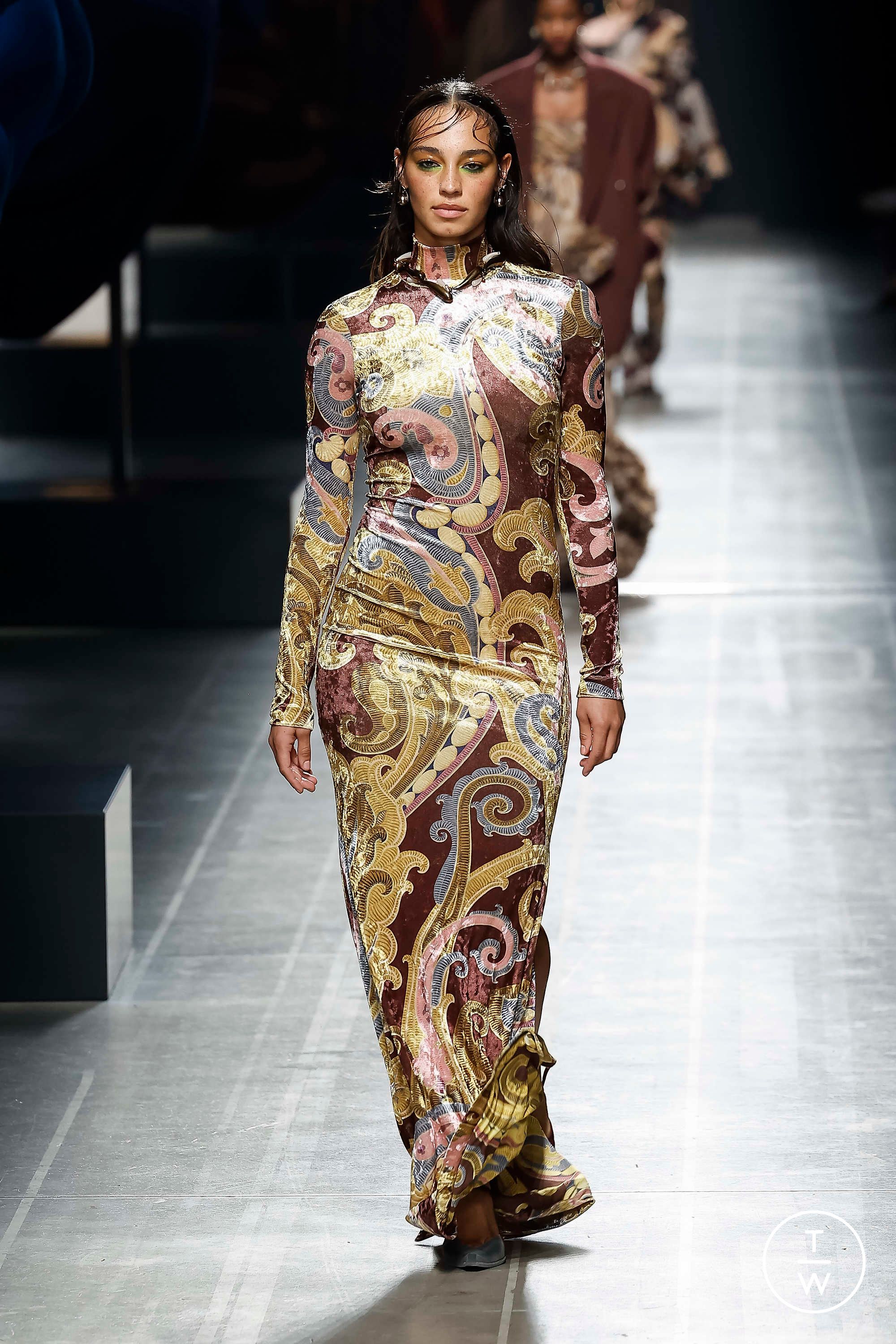 Etro FW24 womenswear #28 - Tagwalk: The Fashion Search Engine