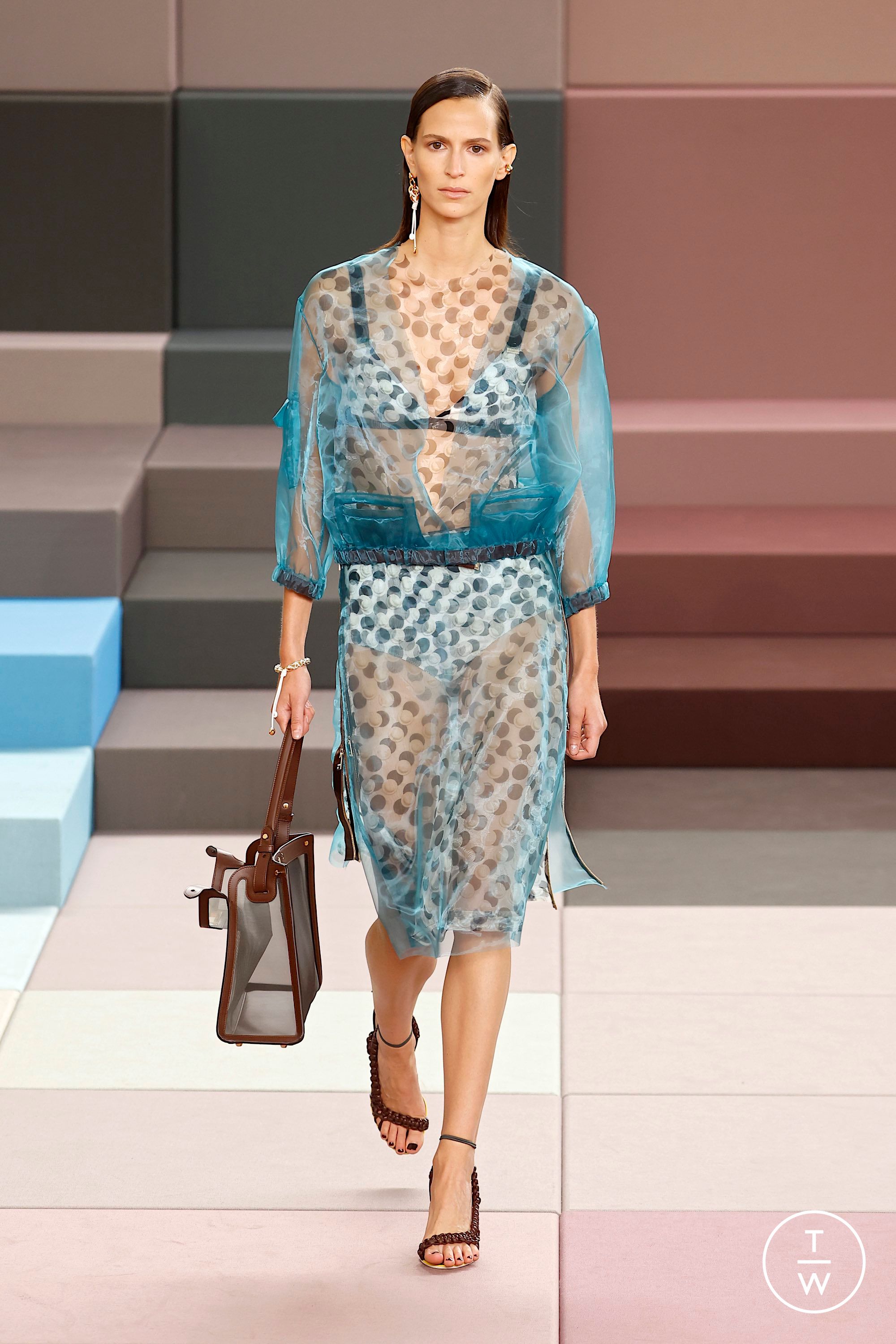 SALE!Fendi 星柄水着 サイドジッパー付き　新品未使用 SALE!Fendi 星柄水着 サイドジッパー付き 新品未使用 【公式通販】