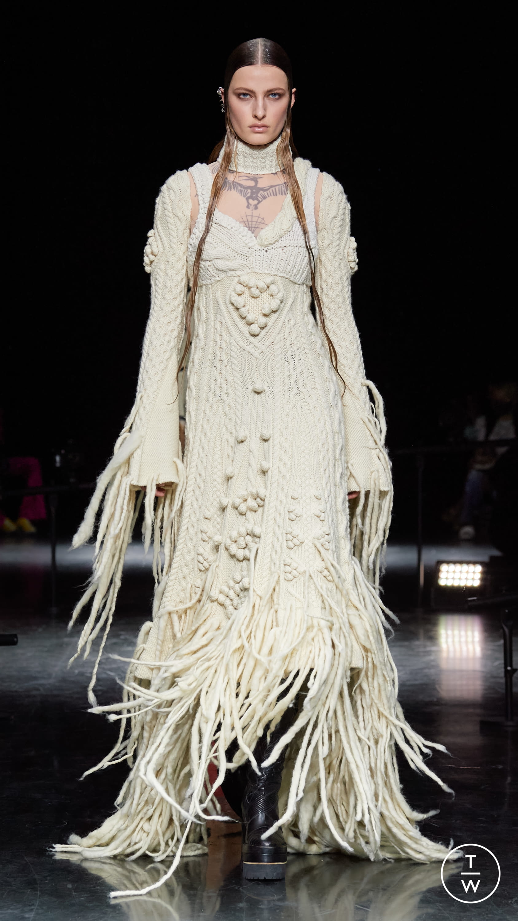 Jean Paul Gaultier FW21 couture #16 - The Fashion Search Engine - TAGWALK