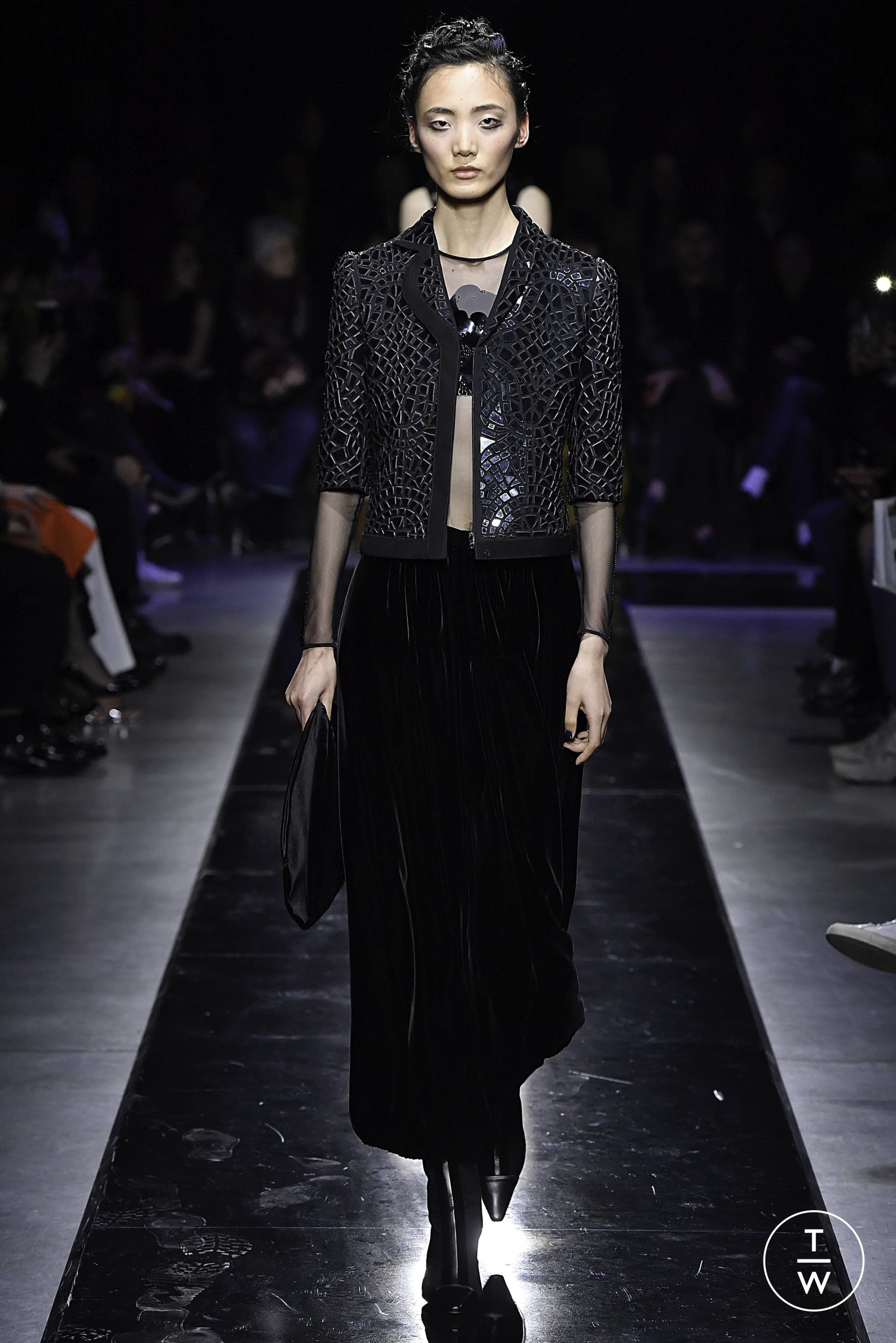 Giorgio Armani FW19 womenswear 97 Tagwalk The Fashion Search