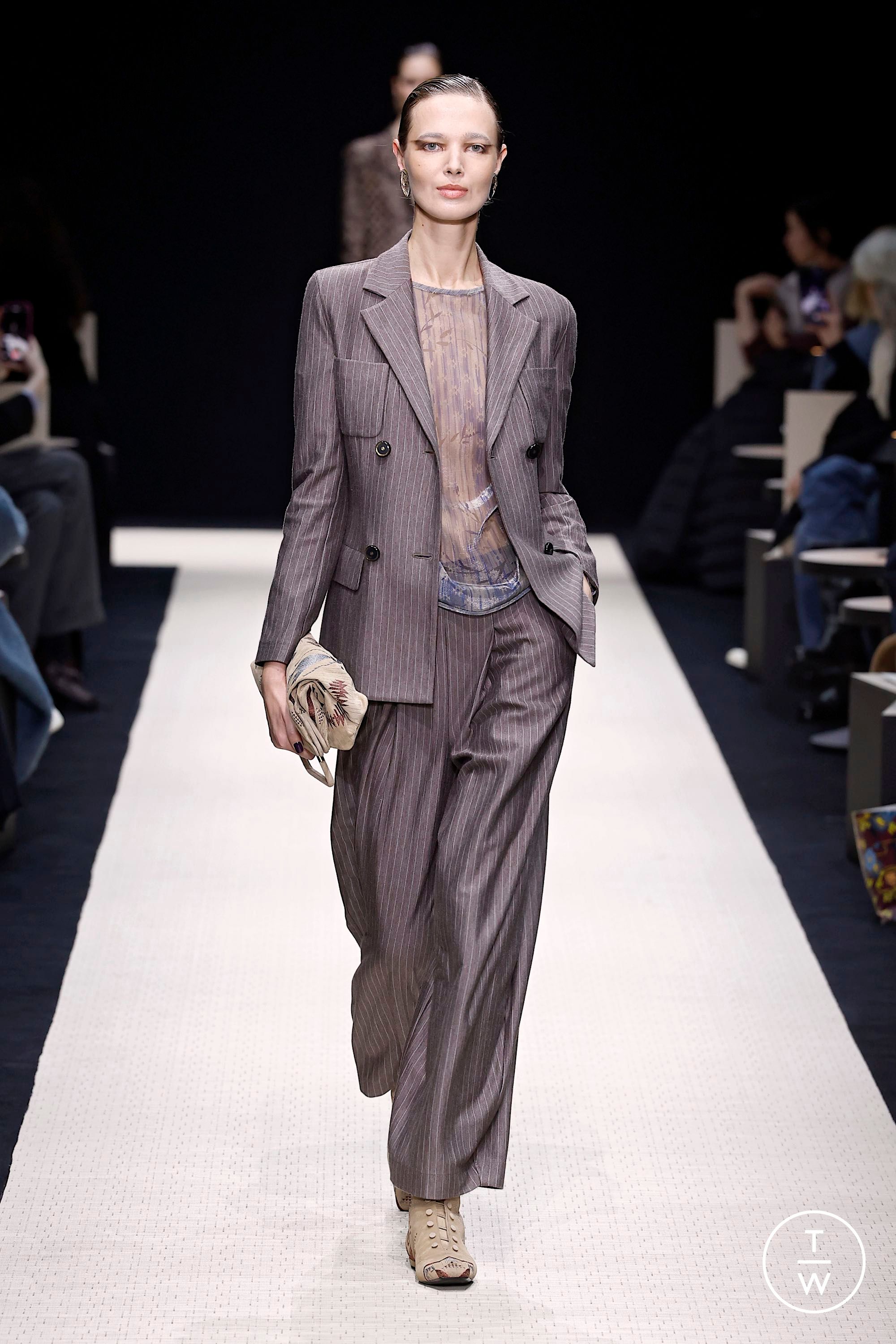 ★★お値下げGIORGIO ARMANIのプレーントゥ新品★★ giorgioarmaniaw250014-
