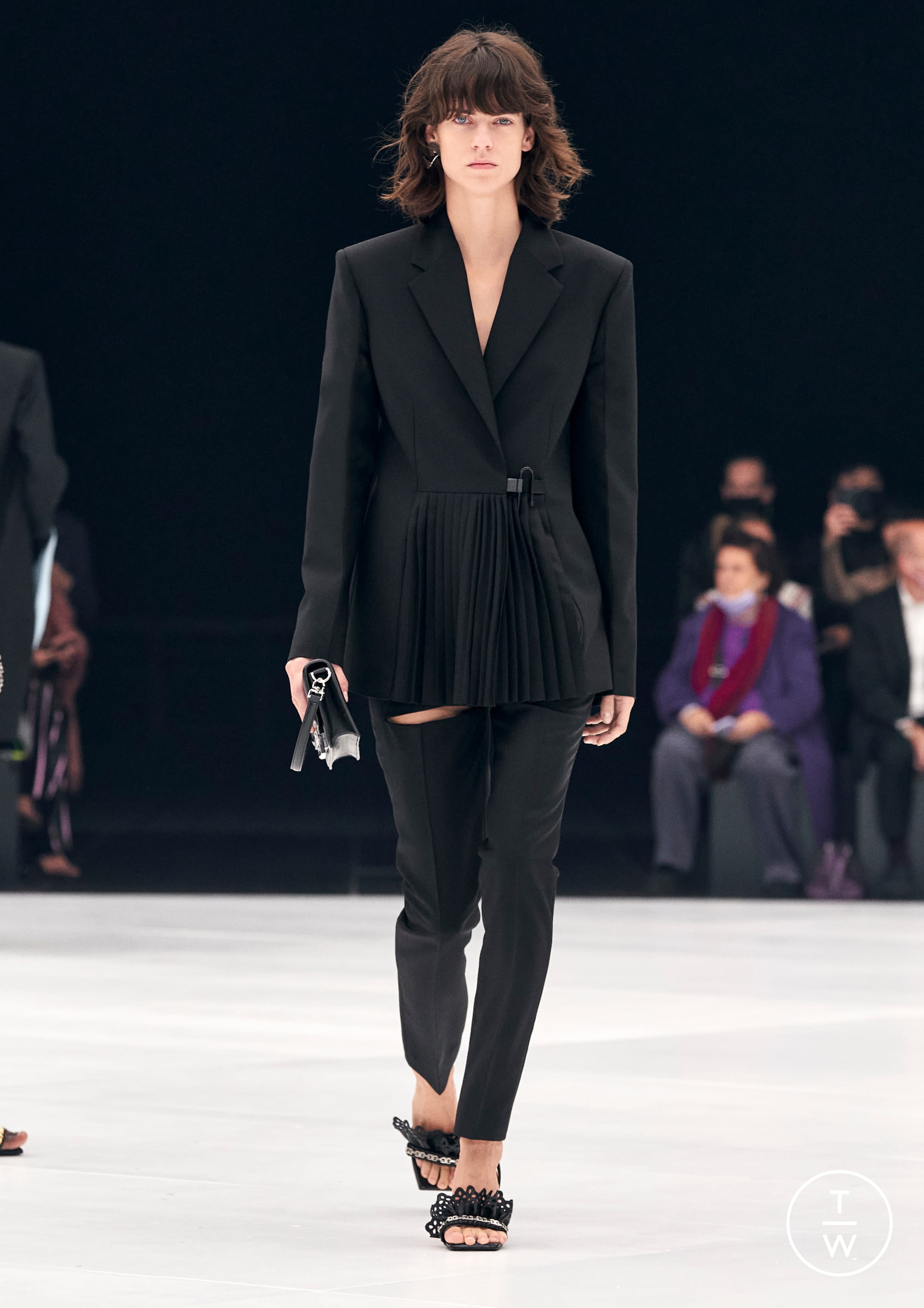 Givenchy SS22 womenswear #65 - Tagwalk: The Fashion Search Engine