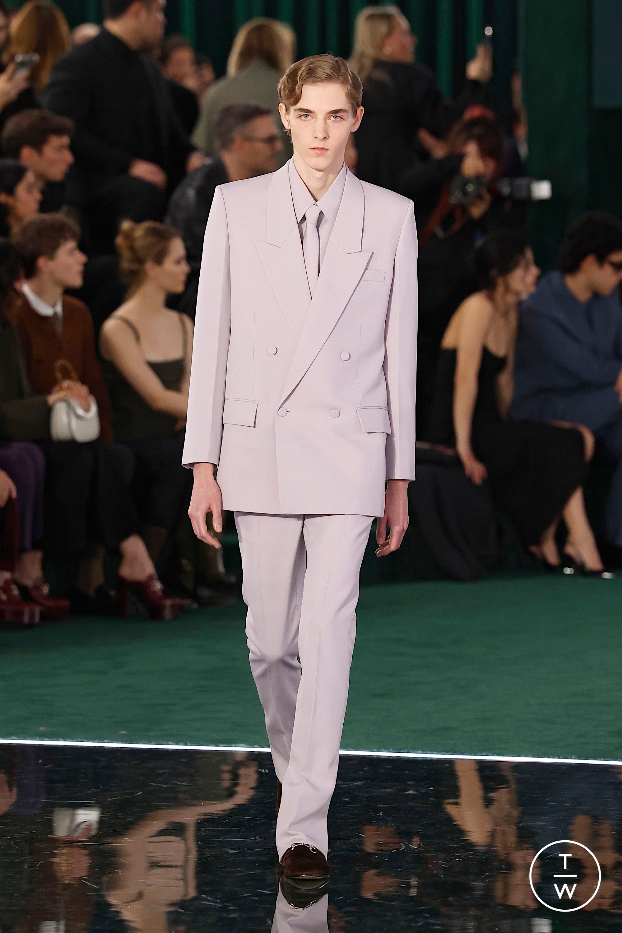 Gucci FW25 男装#16 - Tagwalk：时尚搜索引擎