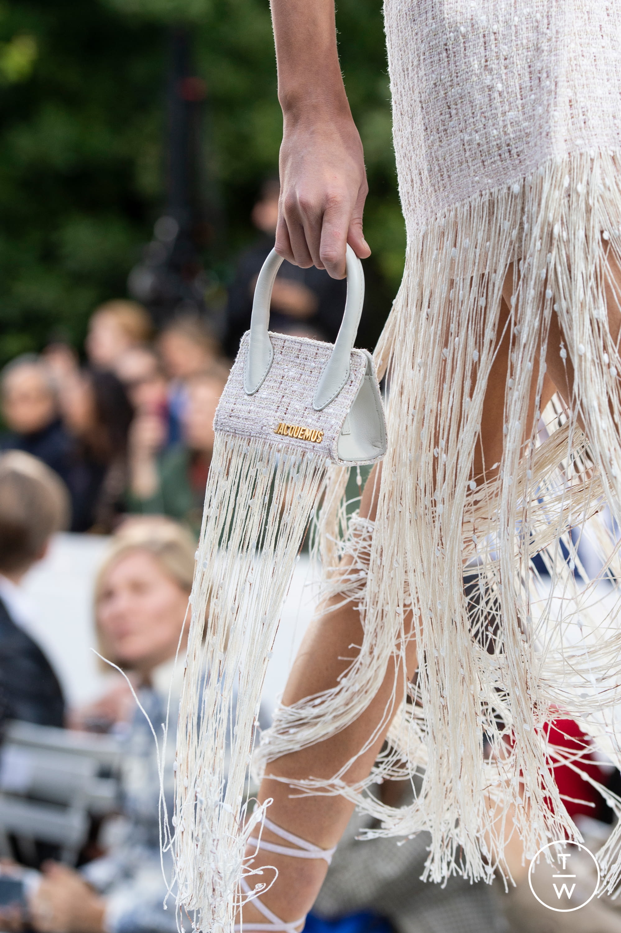 Chanel S/S19 womenswear accessories #61 - Tagwalk: The Fashion Search Engine