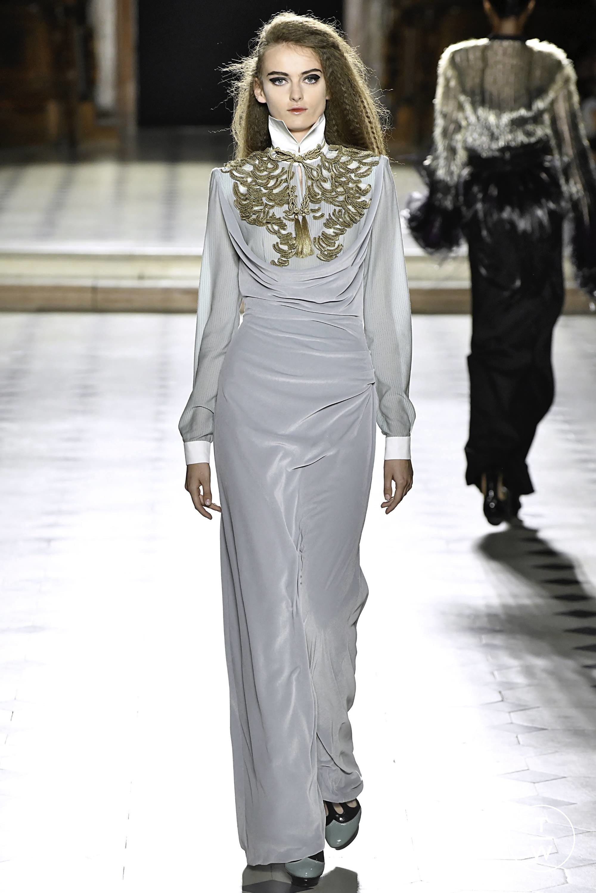 Julien Fournié FW19 couture #18 - Tagwalk: The Fashion Search Engine