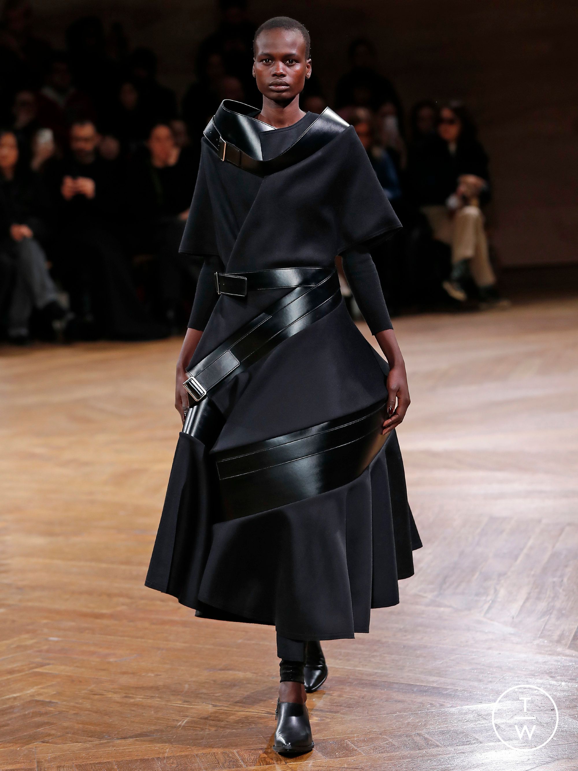 Junya Watanabe FW24 womenswear #39 - Tagwalk: il motore di