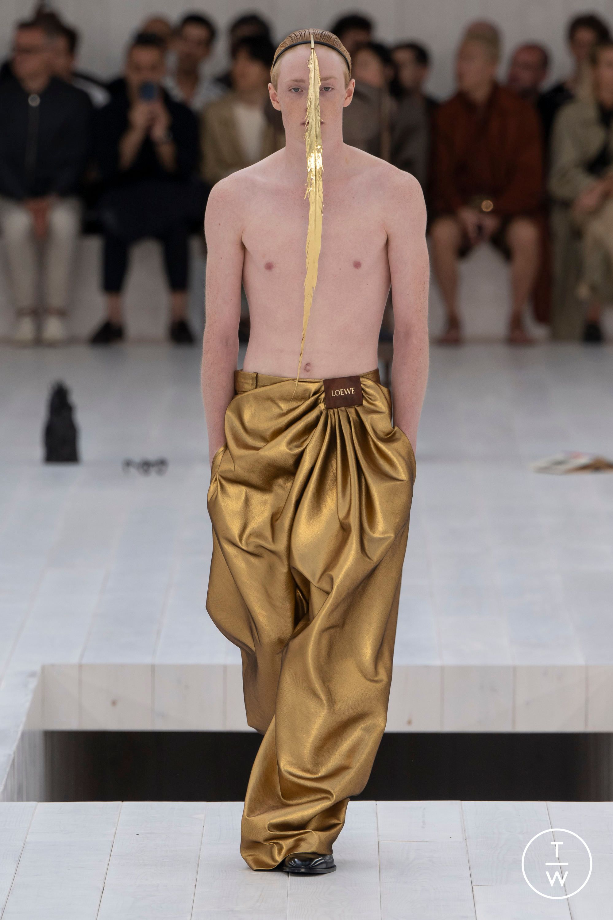 希少】LOEWE spring summer 2021 ノベルティ