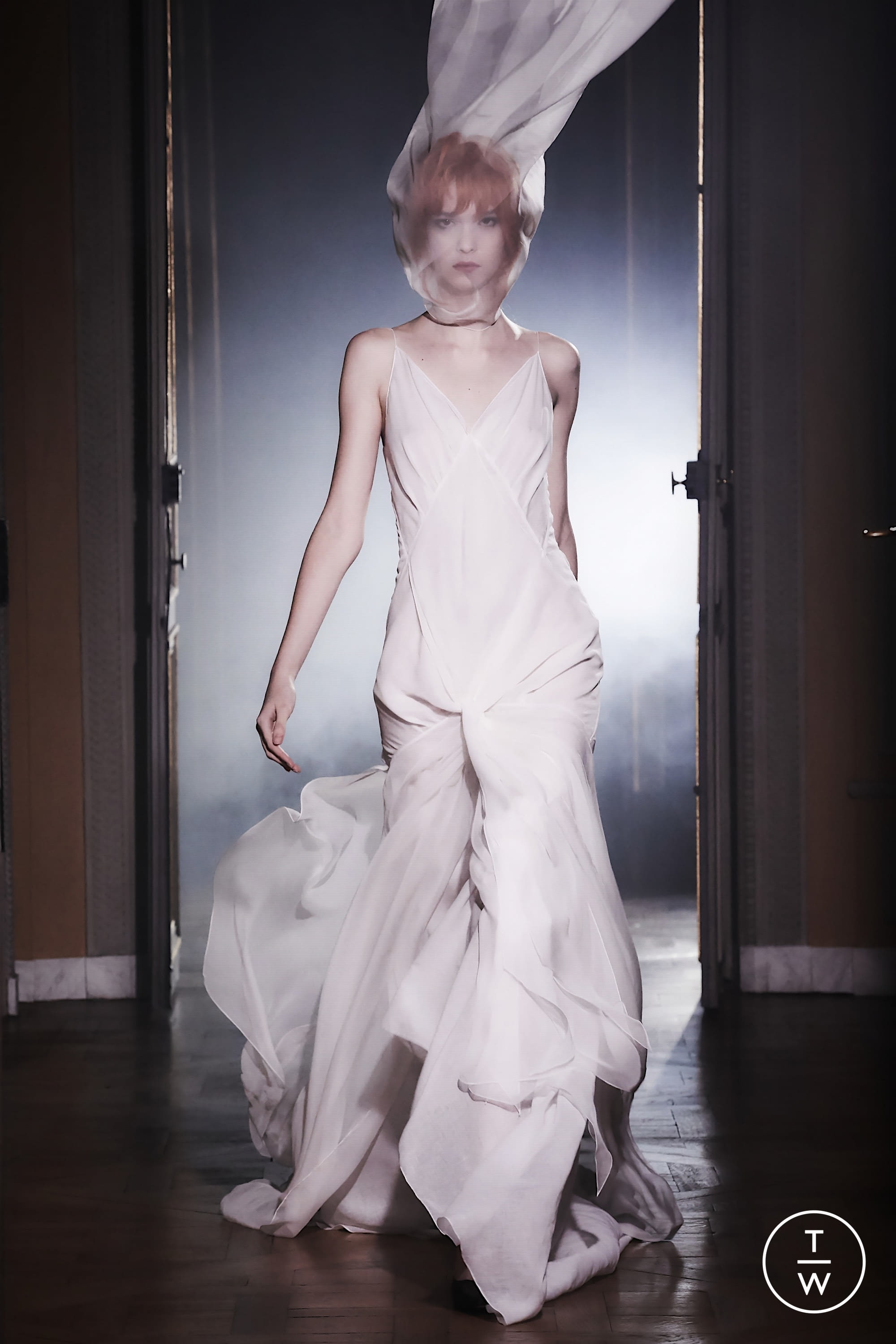 Olivier Theyskens SS21 womenswear #16 - Tagwalk: The Fashion ...