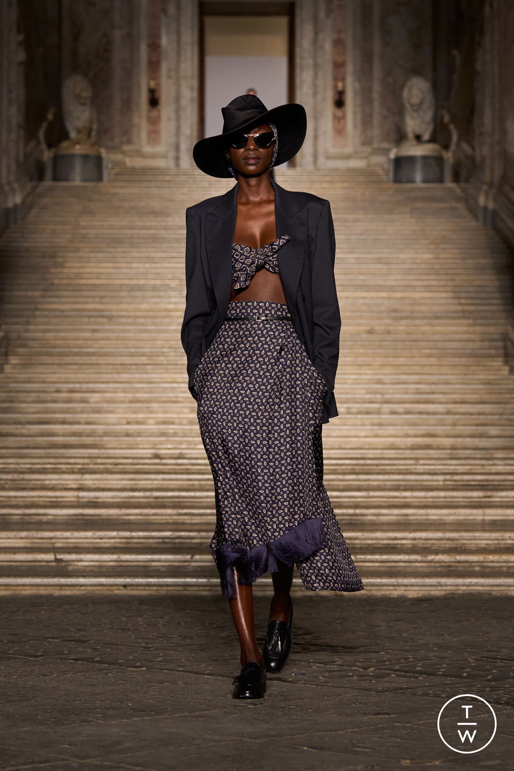 近年2024✨MaxMara Studio ROSANNAリネン混紡 ロングジレ maxmararesorts26frontlooks026-