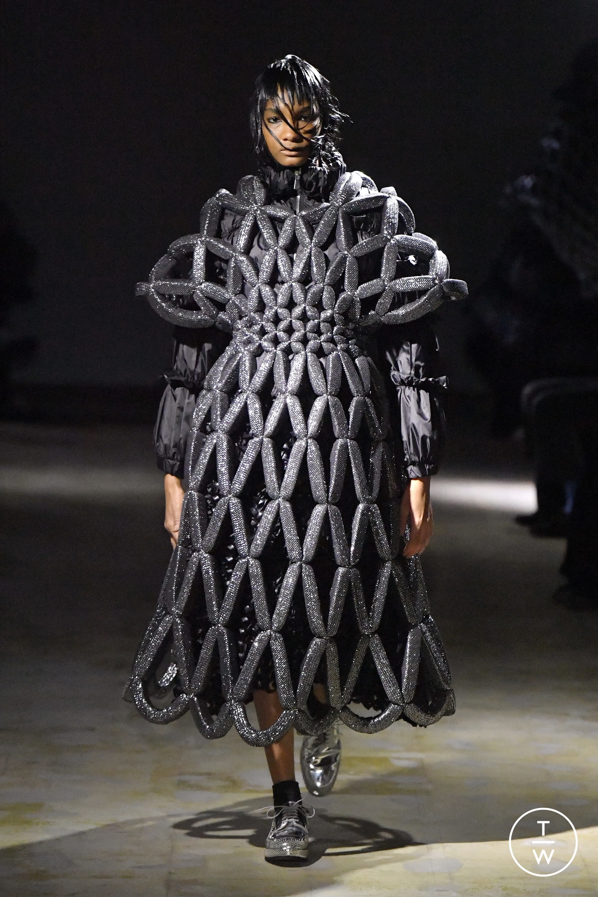 Noir Kei Ninomiya FW21 女装#21 - Tagwalk：时尚搜索引擎