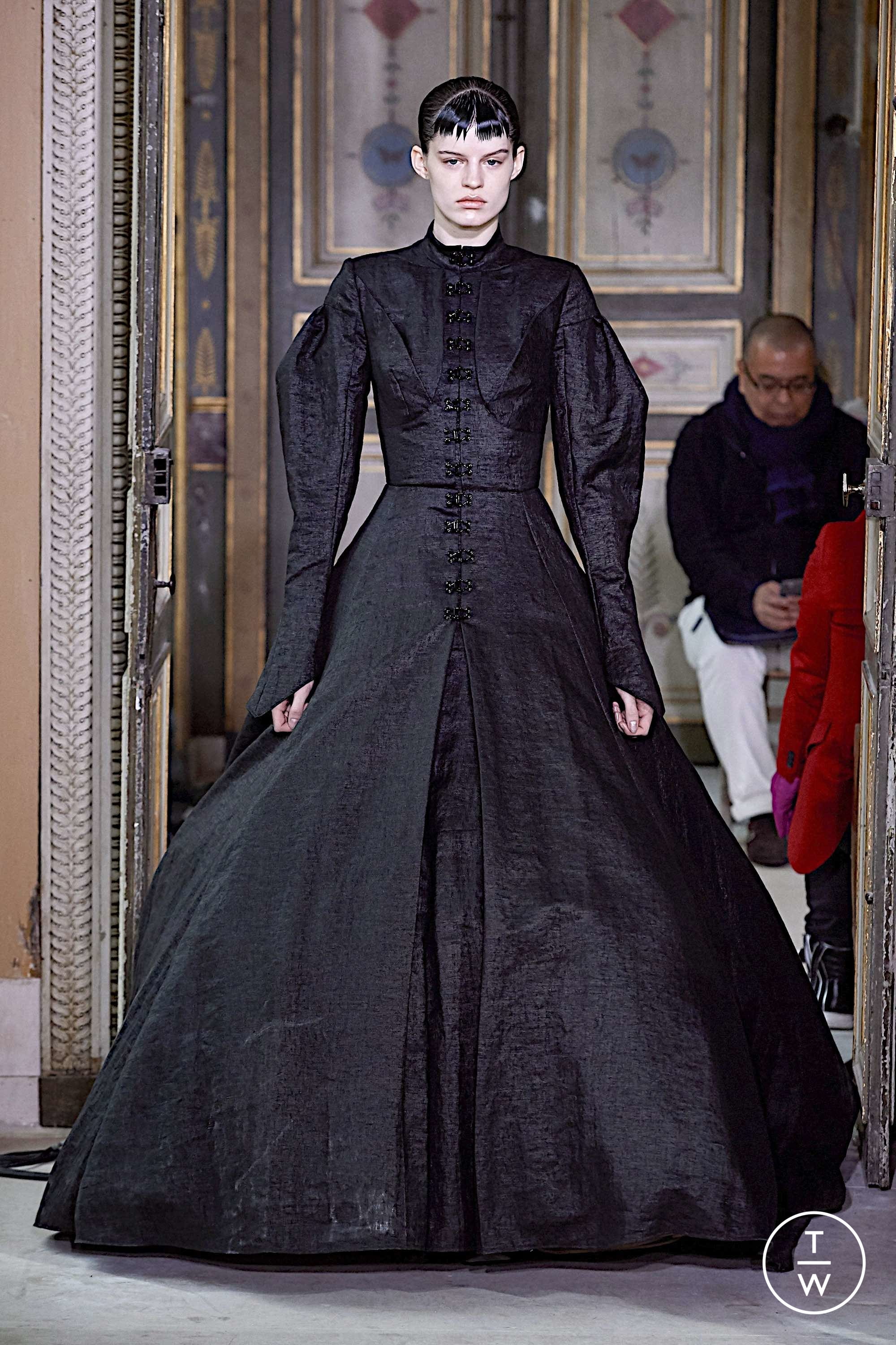 Olivier Theyskens FW19 womenswear #38 - Tagwalk: The Fashion