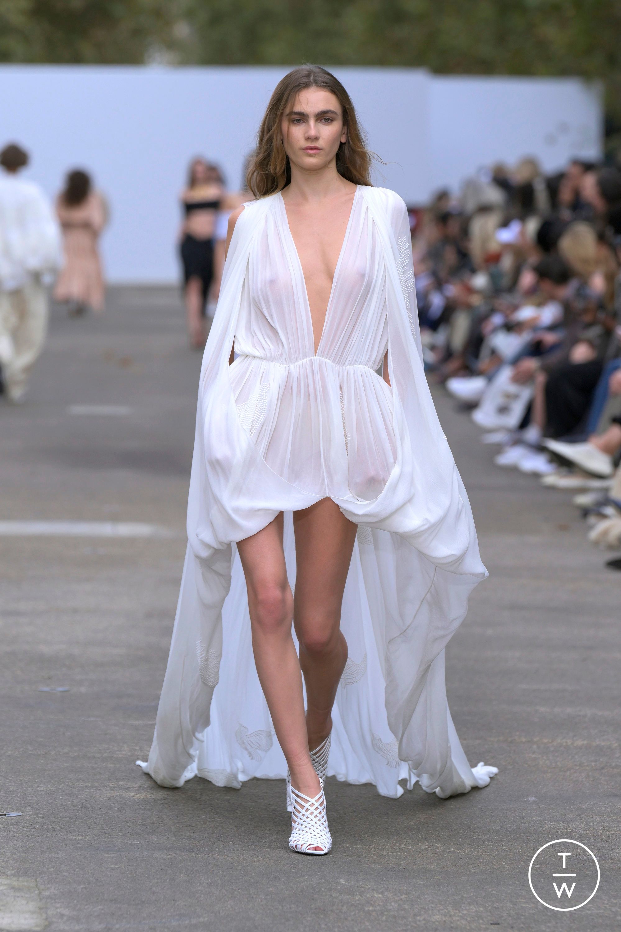 Stella McCartney 25SS ドレス-ロング ホワイト系 Stella McCartney SS25 womenswear #31 - Tagwalk: The Fashion