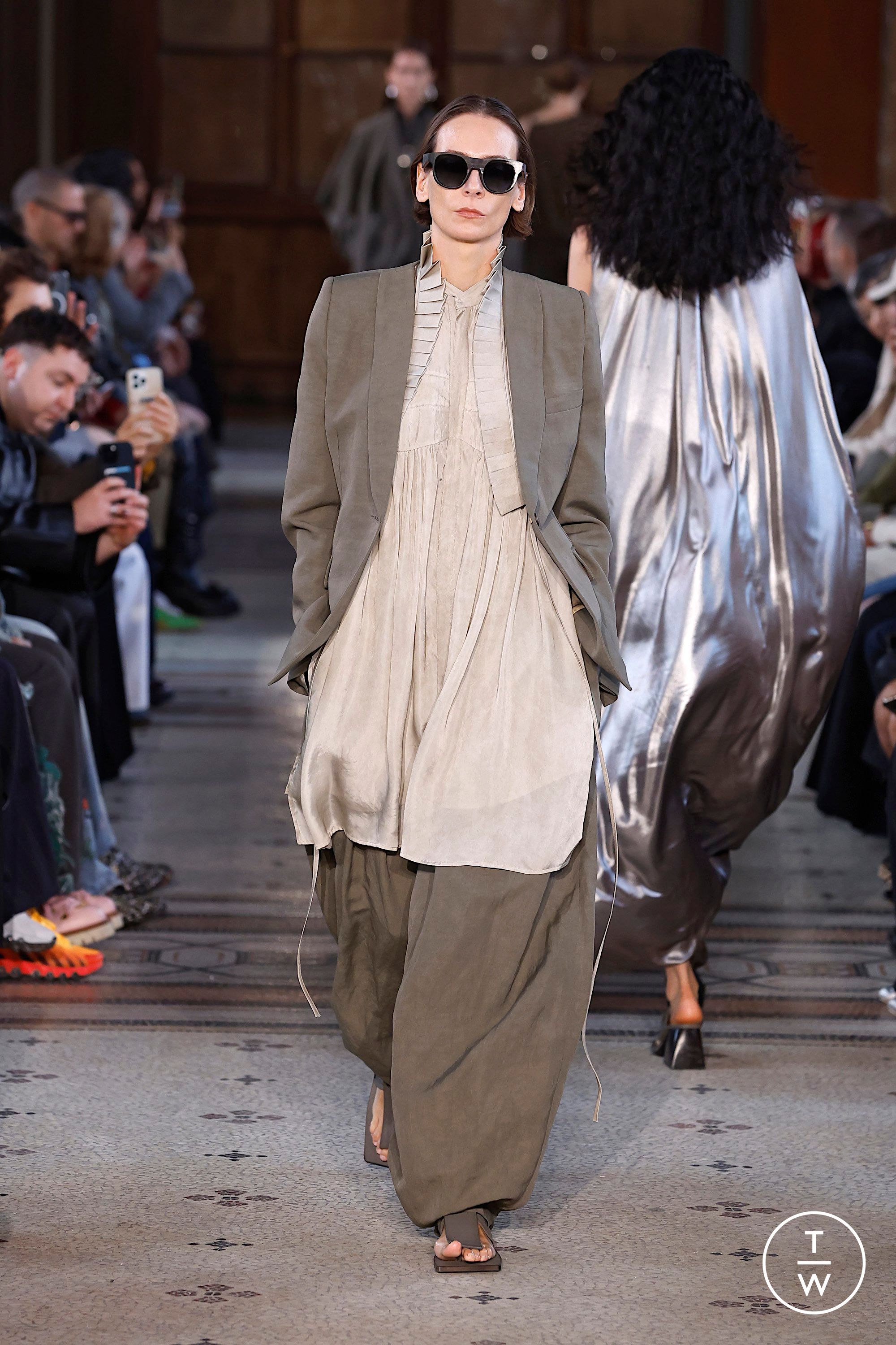 Uma Wang SS26 womenswear #29 - Tagwalk: The Fashion Search Engine