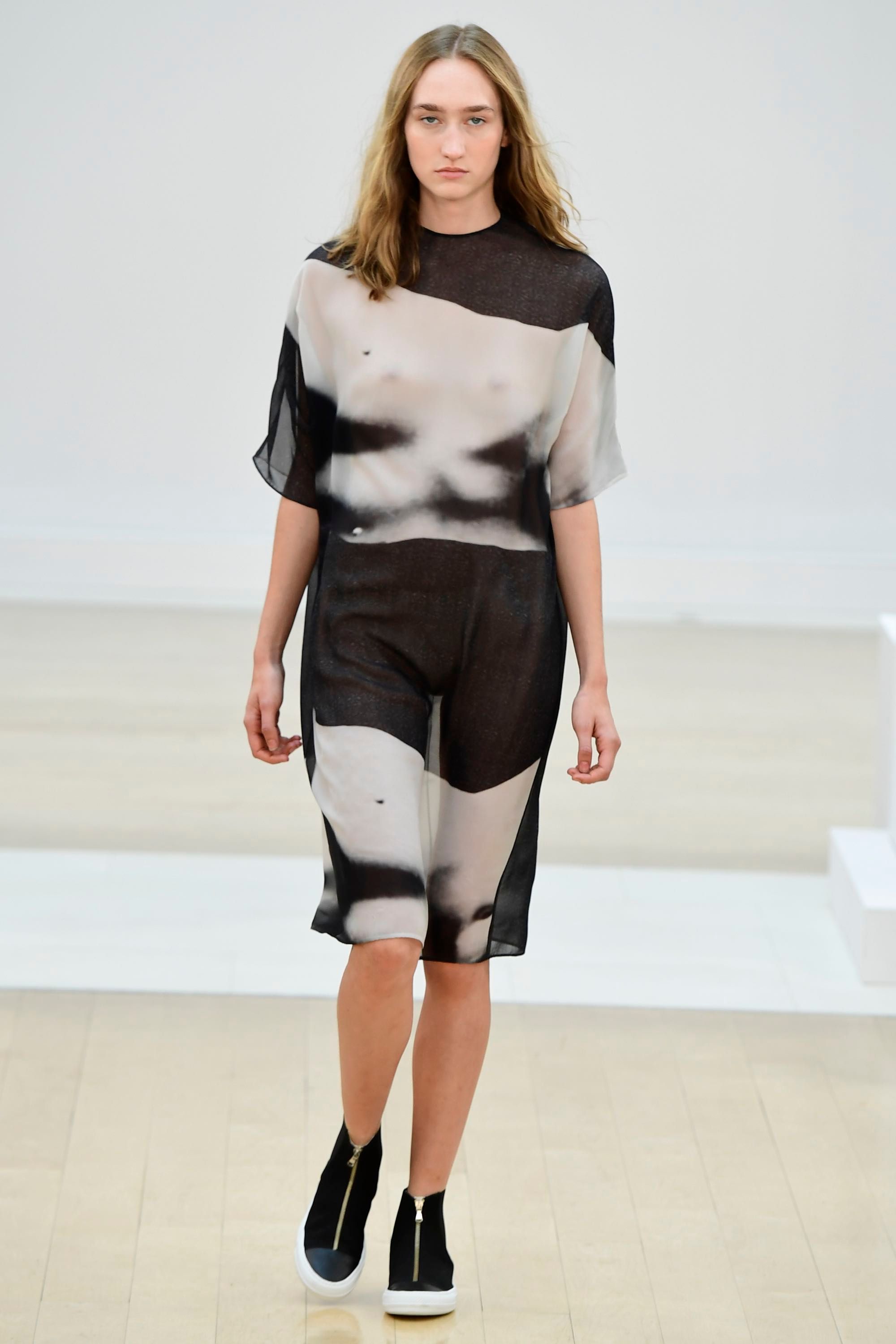 Jasper Conran SS19 女装#44 - Tagwalk：时尚搜索引擎